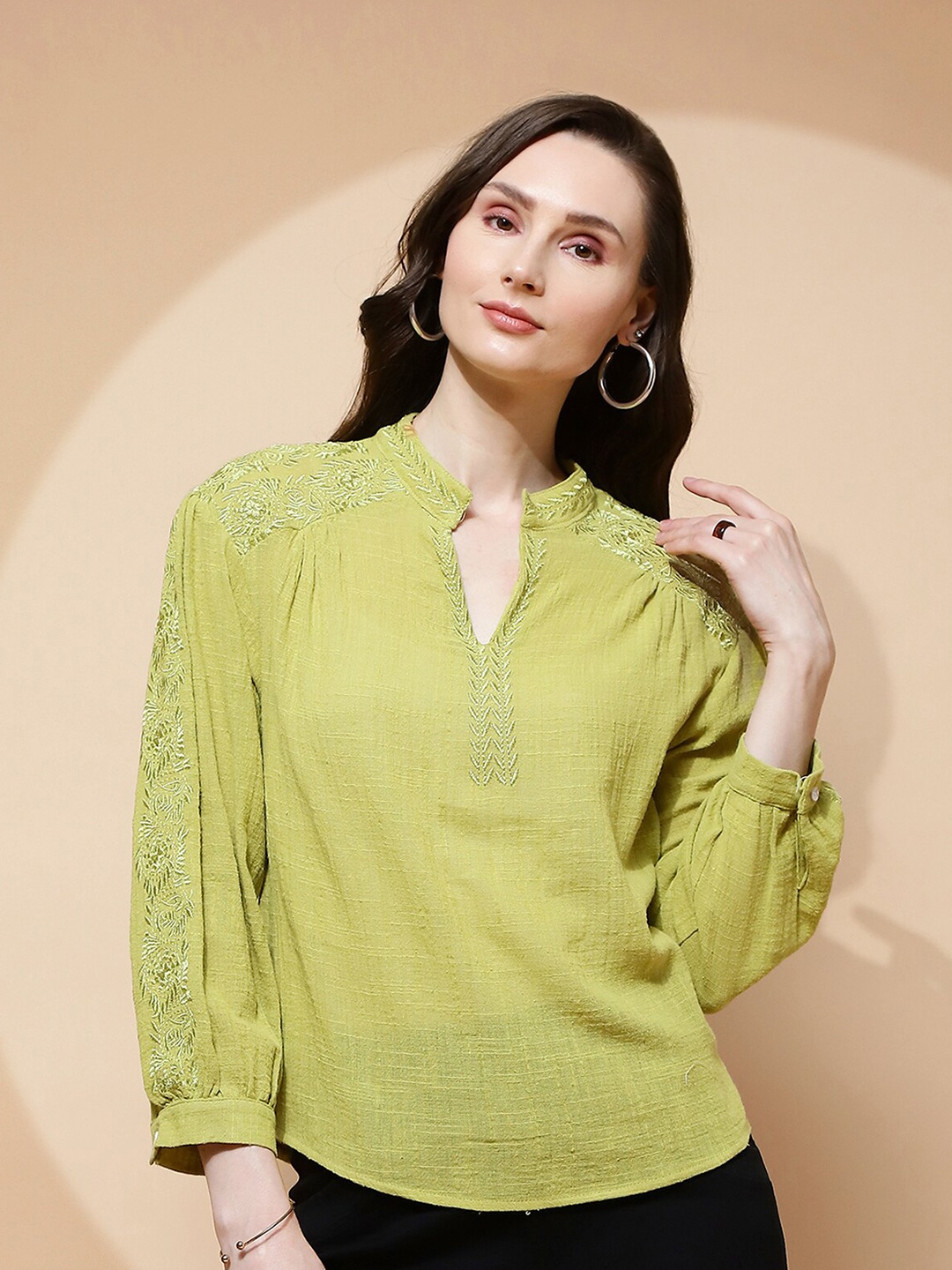 

Global Republic Mandarin Collar Cuffed Sleeves Regular Top, Green