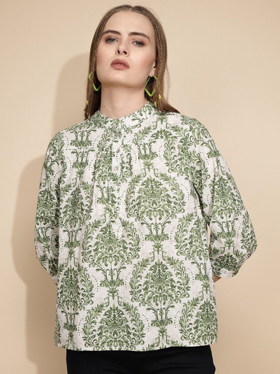 

Global Republic Ethnic Motifs Printed Mandarin Collar Cotton Boxy Top, Green
