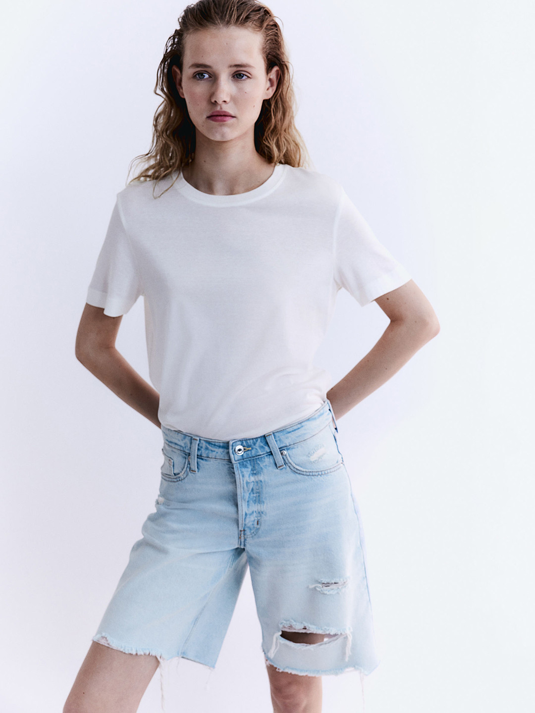 

H&M Women Baggy Low Denim Shorts, Blue