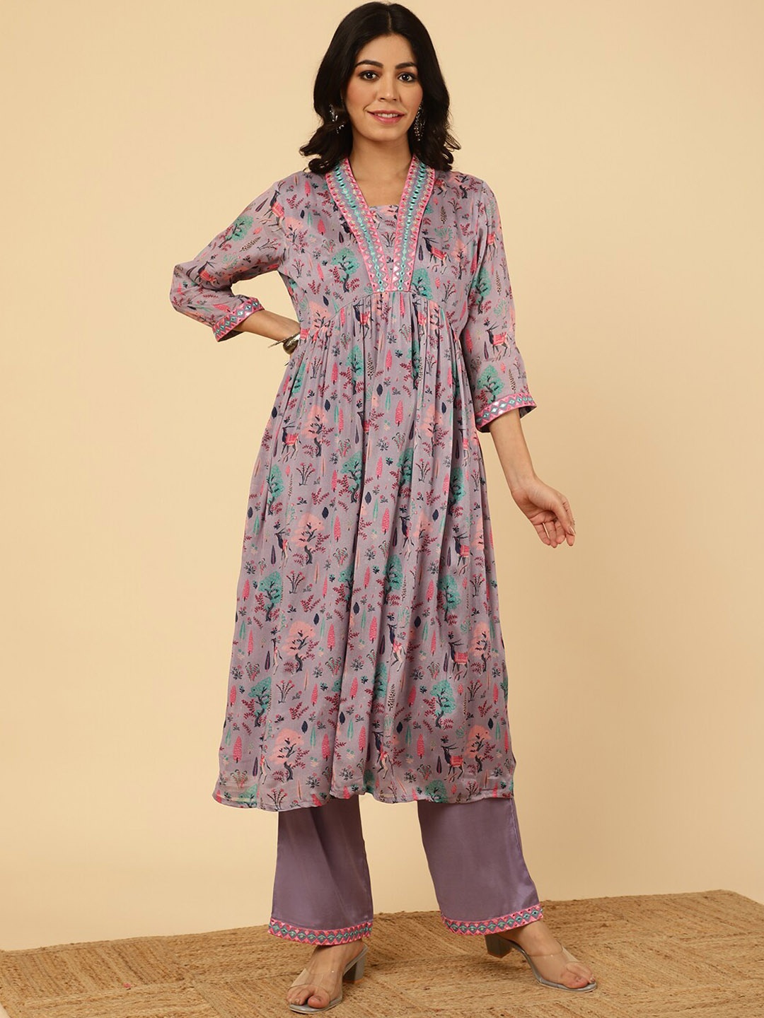 

Jaipur Kurti Ethnic Motifs Printed V-Neck Mirror Work A-Line Kurta with Palazzos, Lavender