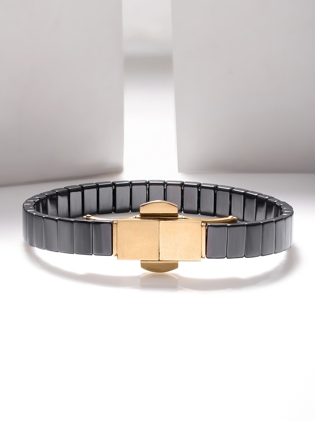 

Rubans Voguish Men's 18K Gold Plated Stainless Steel Tarnish-Free Waterproof Black Link Bracelet