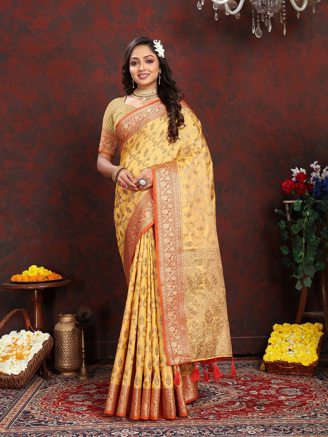 

VEDANT VASTRAM Ethnic Motifs Woven Design Saree, Mustard