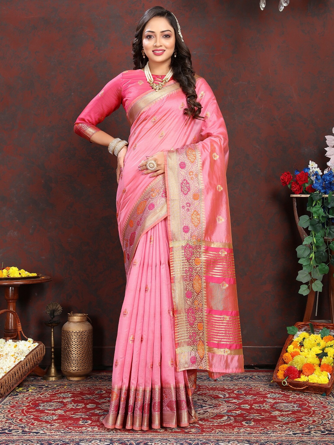 

VEDANT VASTRAM Ethnic Motifs Zari Organza Kanjeevaram Saree, Pink