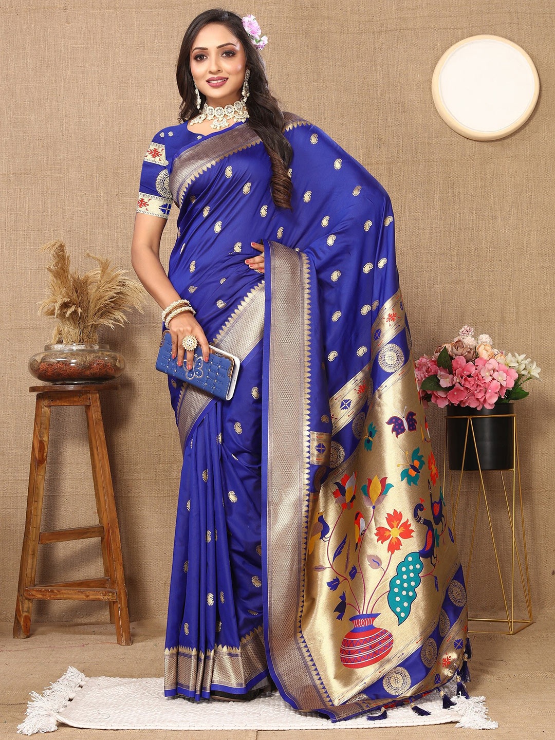 

VEDANT VASTRAM Ethnic Motifs Woven Design Zari Paithani Saree, Blue