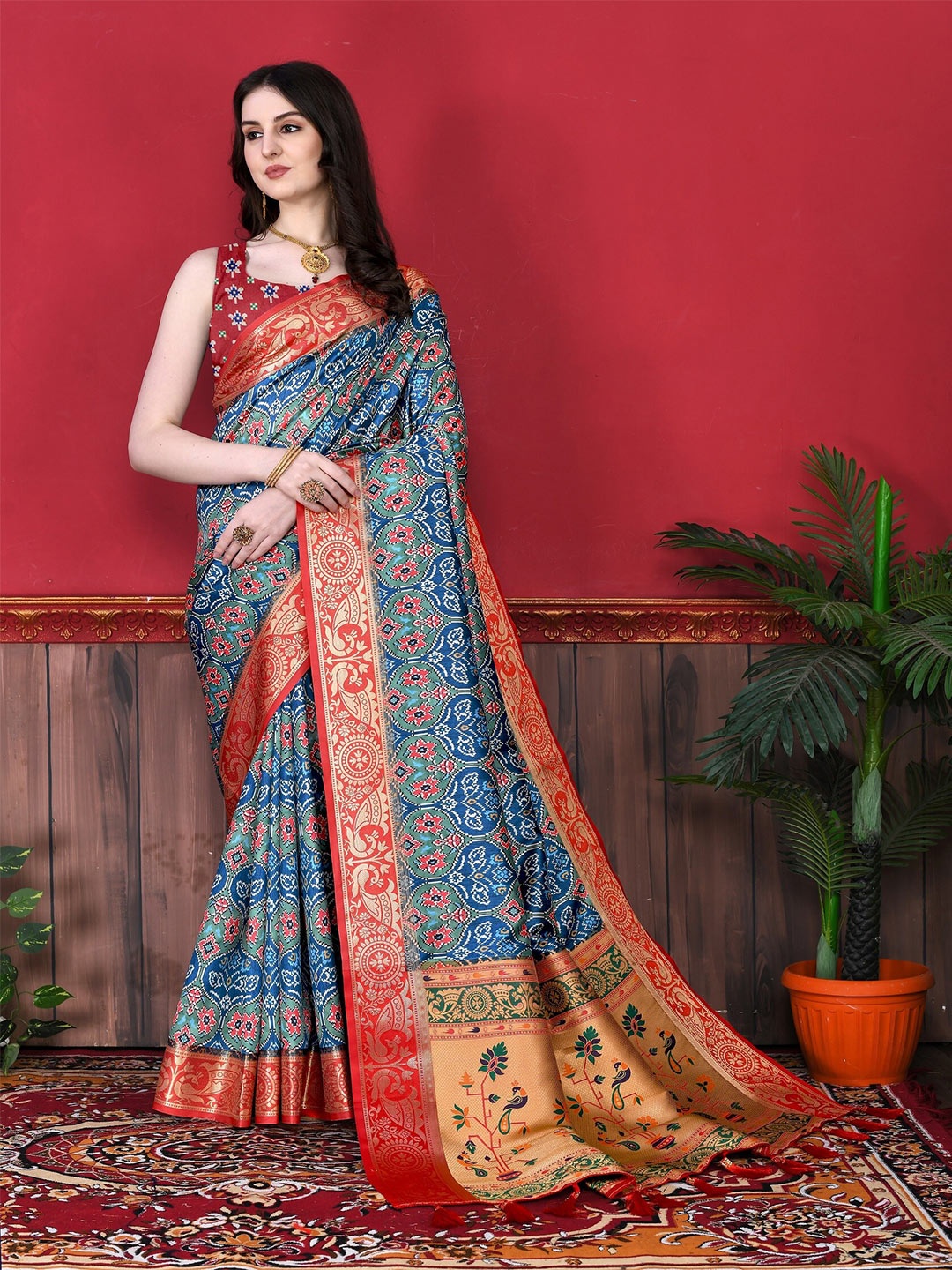 VEDANT VASTRAM Ethnic Motifs Zari Kanjeevaram Saree, Blue