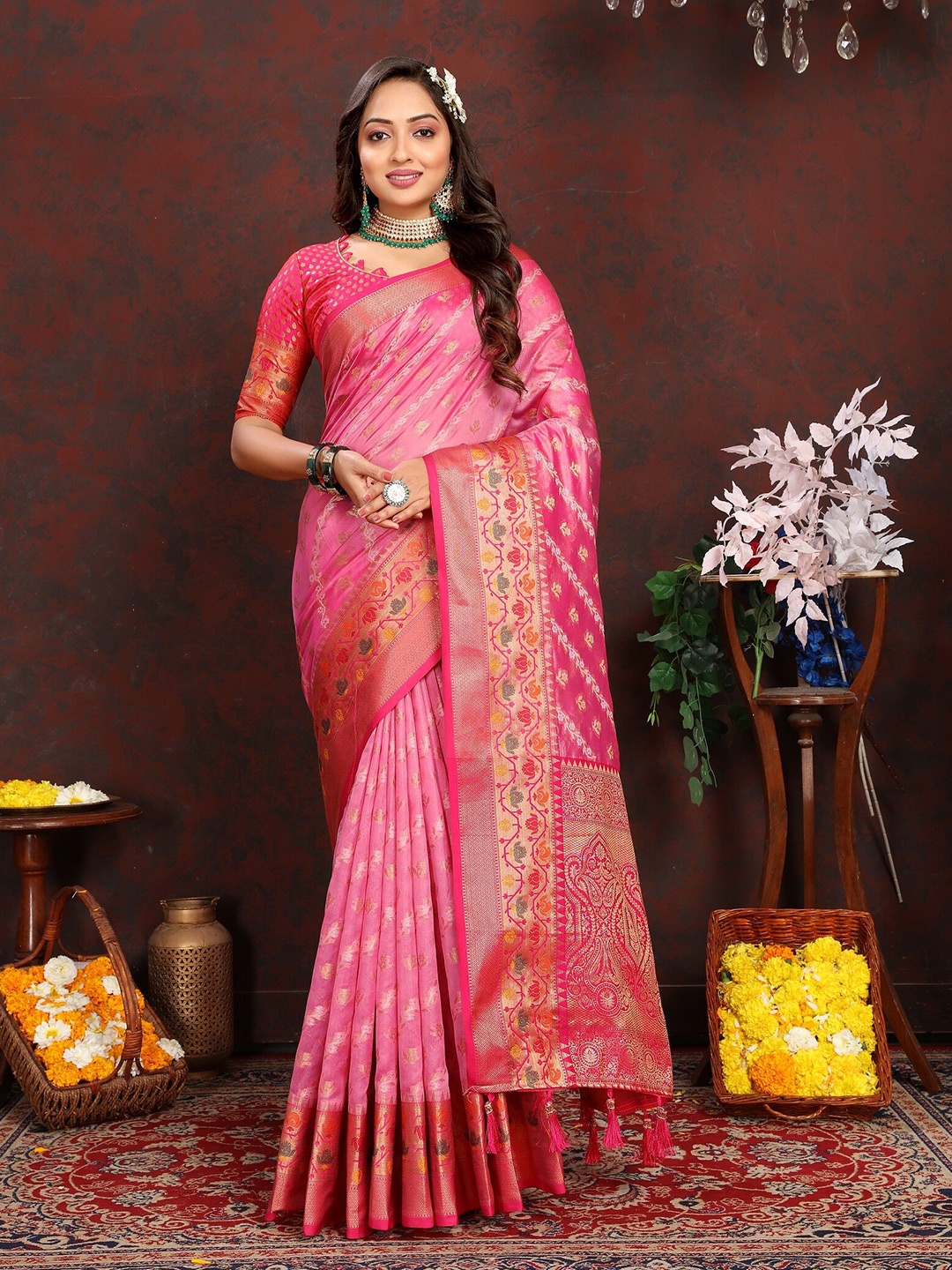 

VEDANT VASTRAM Leheriya Zari Organza Kanjeevaram Saree, Pink