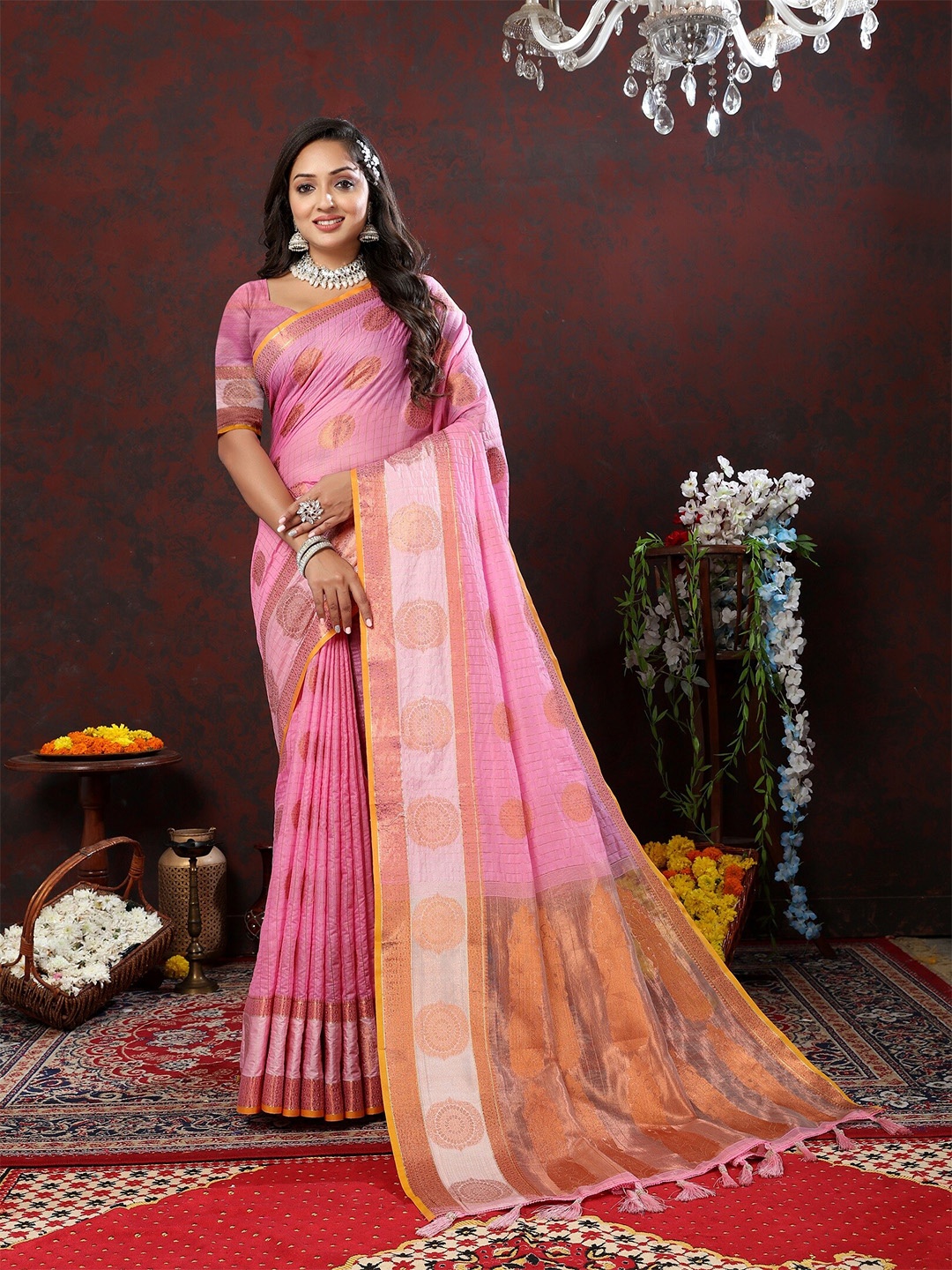 

VEDANT VASTRAM Ethnic Motifs Zari Silk Cotton Kanjeevaram Saree, Pink