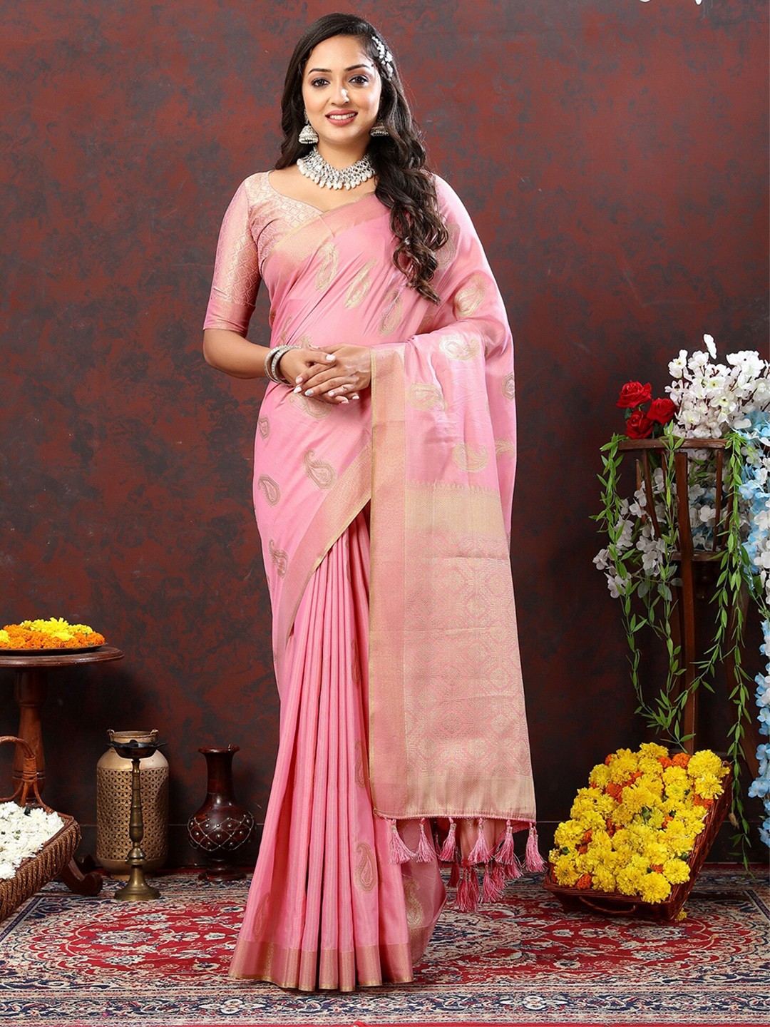 VEDANT VASTRAM Ethnic Motifs Zari Silk Cotton Saree, Pink