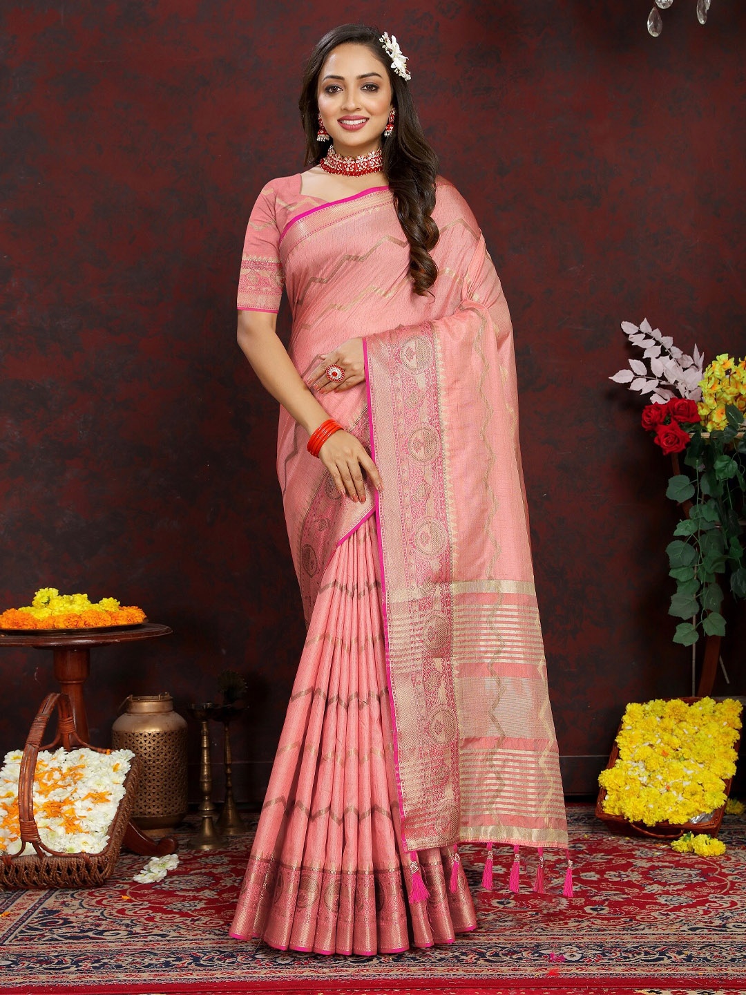 

VEDANT VASTRAM Ethnic Motifs Woven Design Zari Banarasi Saree, Pink