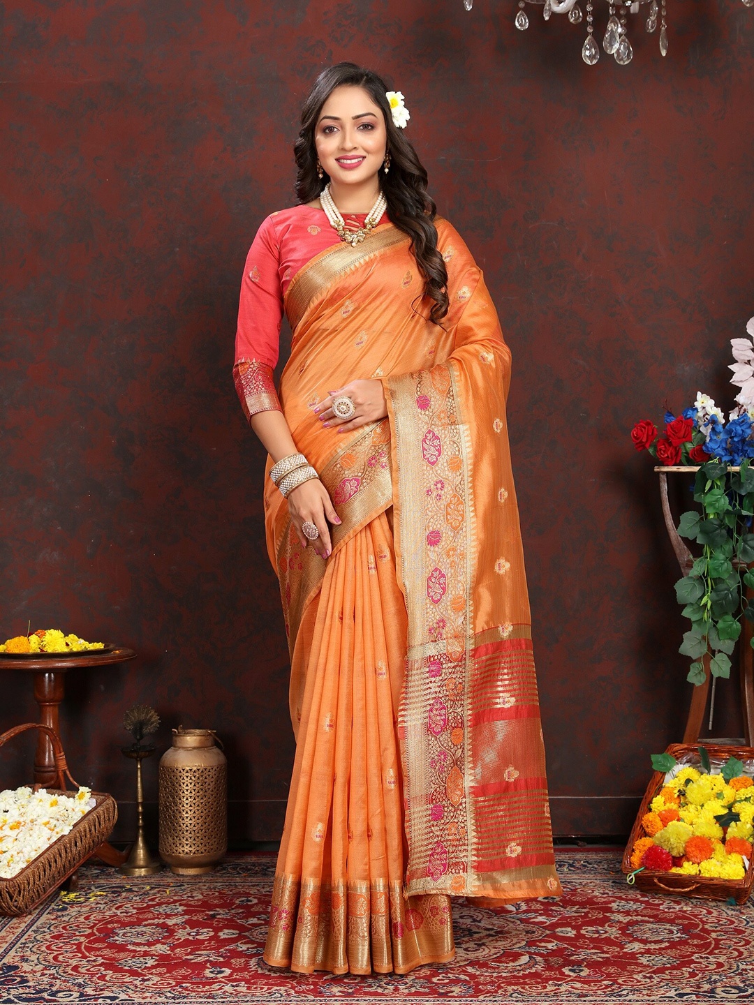 

VEDANT VASTRAM Ethnic Motifs Woven Design Zari Organza Kanjeevaram Saree, Orange
