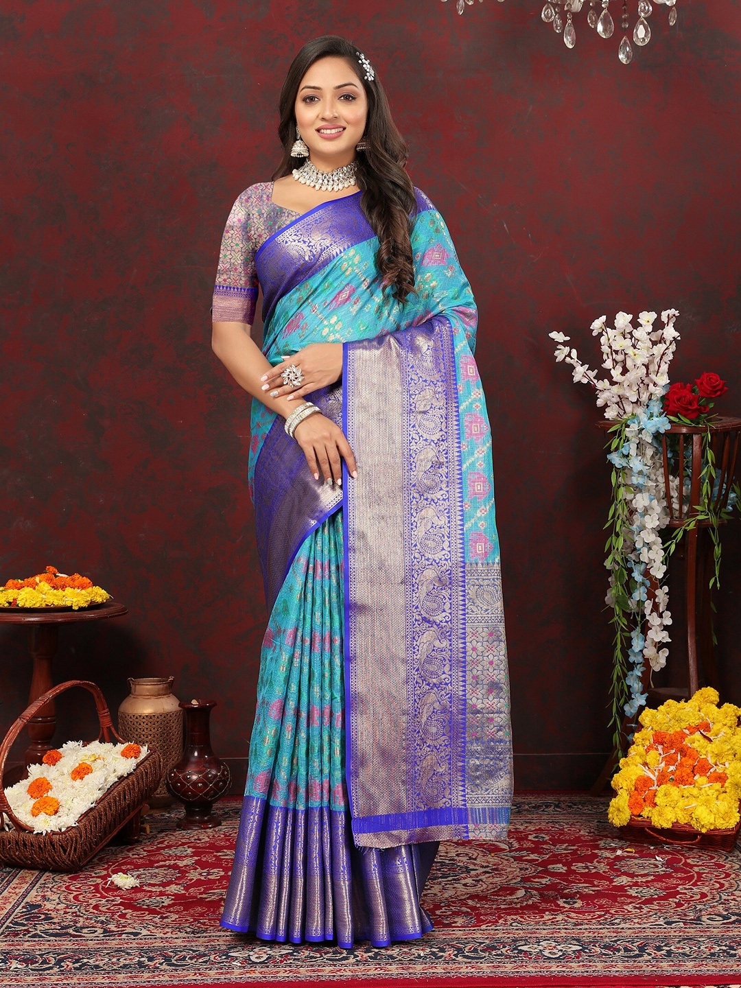 

VEDANT VASTRAM Ethnic Motifs Zari Silk Cotton Saree, Turquoise blue
