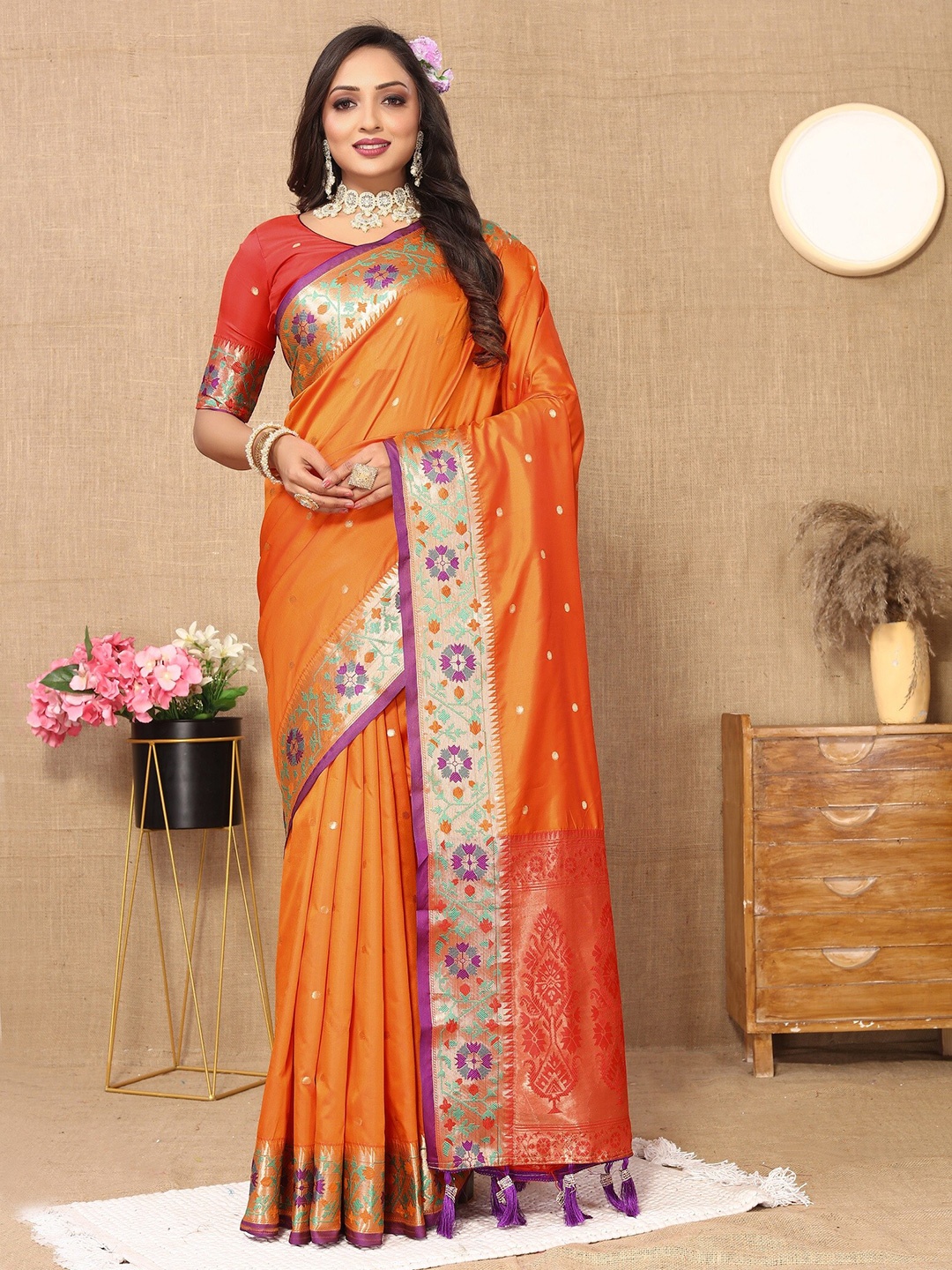 

VEDANT VASTRAM Ethnic Motifs Woven Design Zari Paithani Saree, Orange