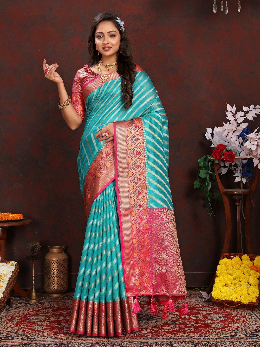 VEDANT VASTRAM Striped Zari Organza Saree, Turquoise blue