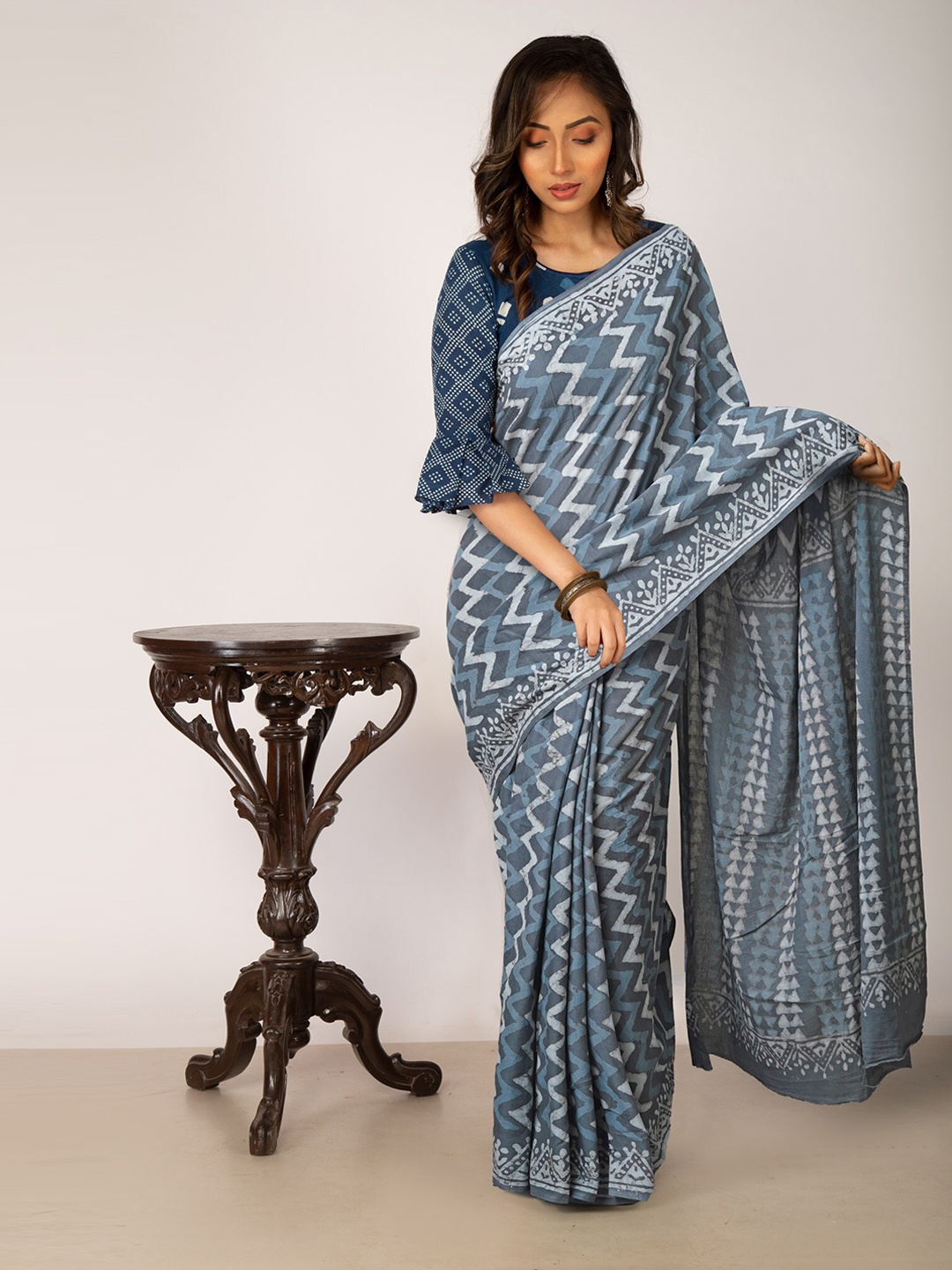 

Unnati Silks Dabu Printed Pure Cotton Chanderi Saree, Grey