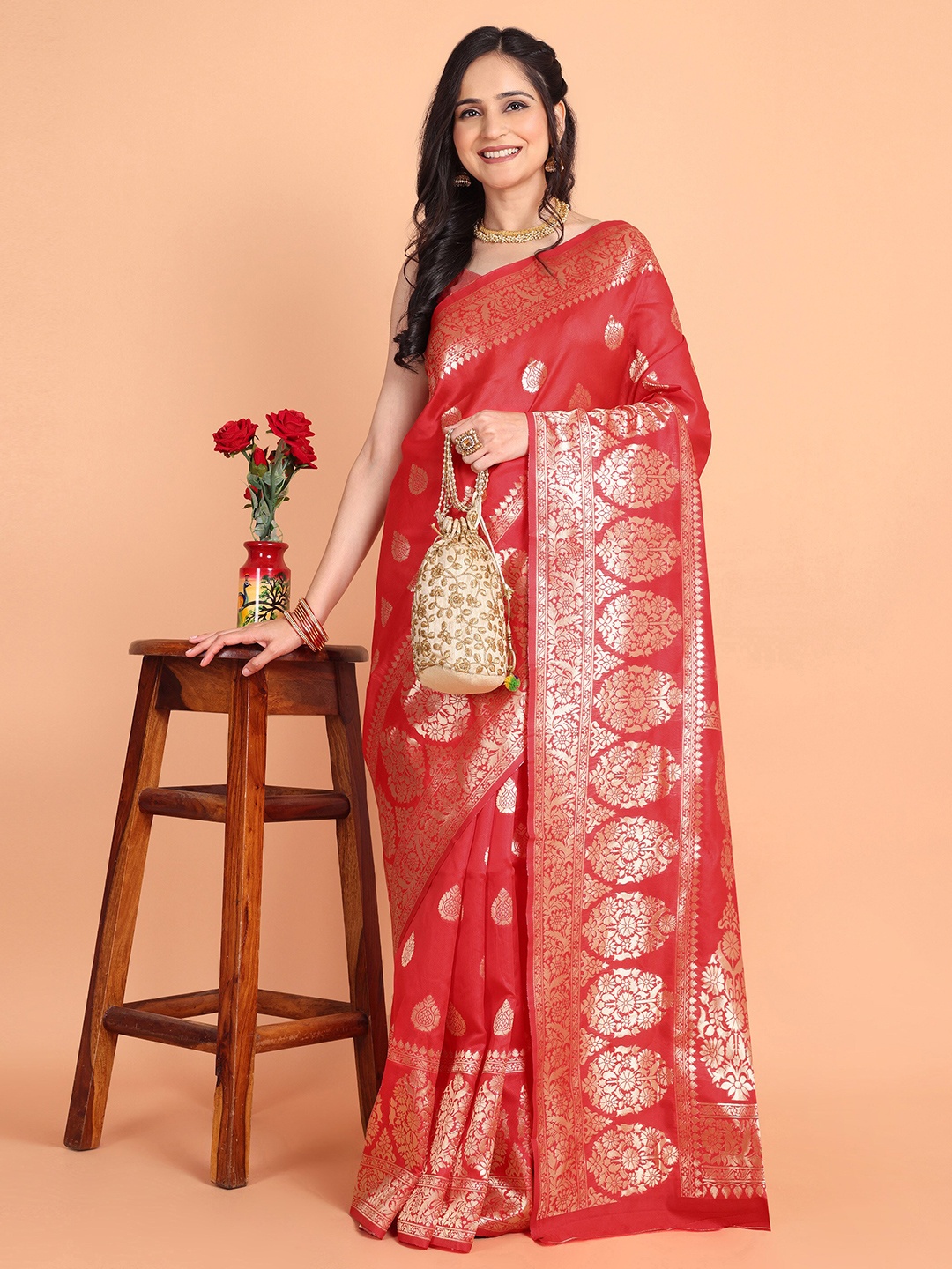 

Somras Woven Design Zari Banarasi Saree, Red
