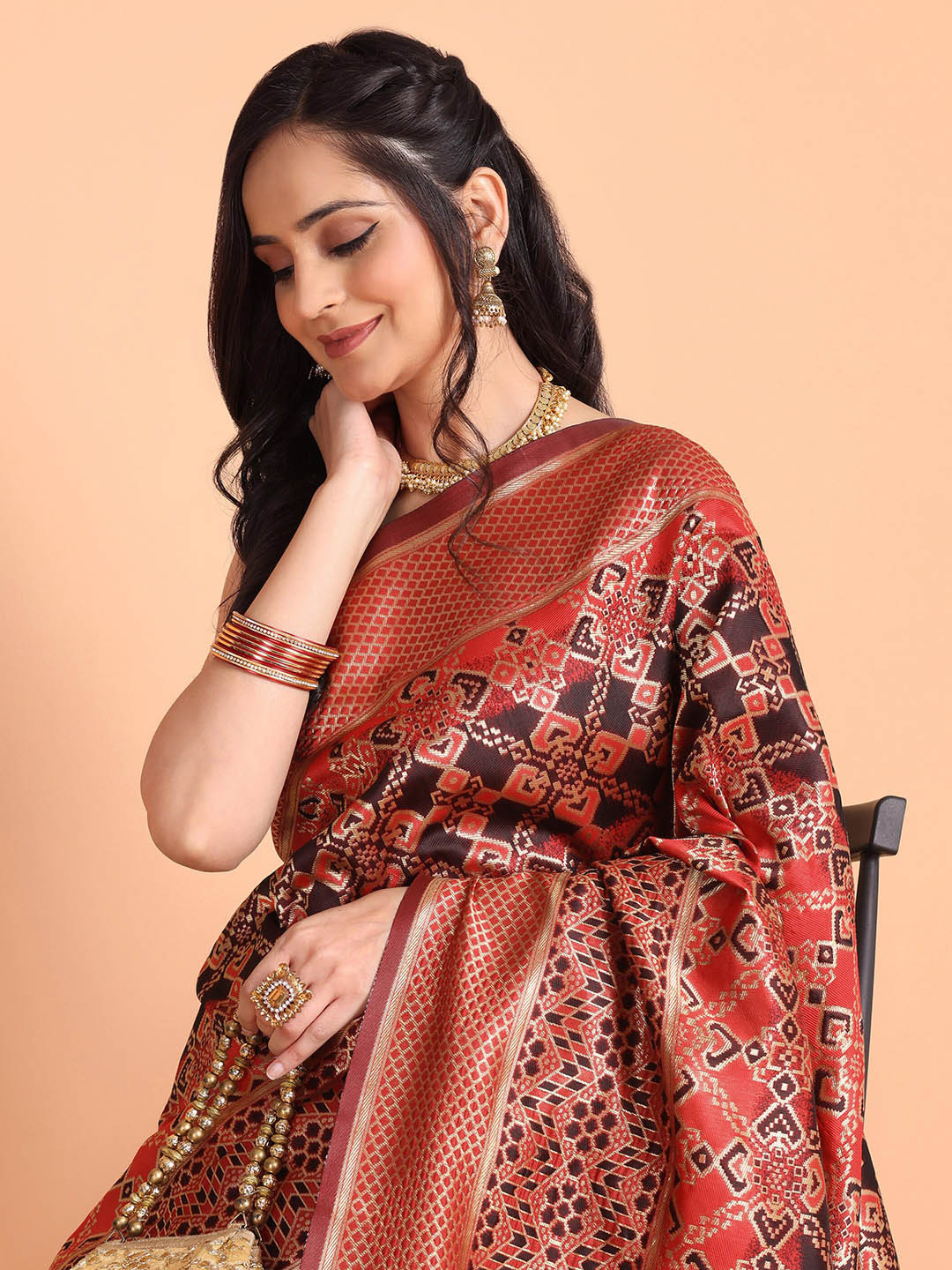 

Somras Woven Design Zari Kanjeevaram Saree, Red
