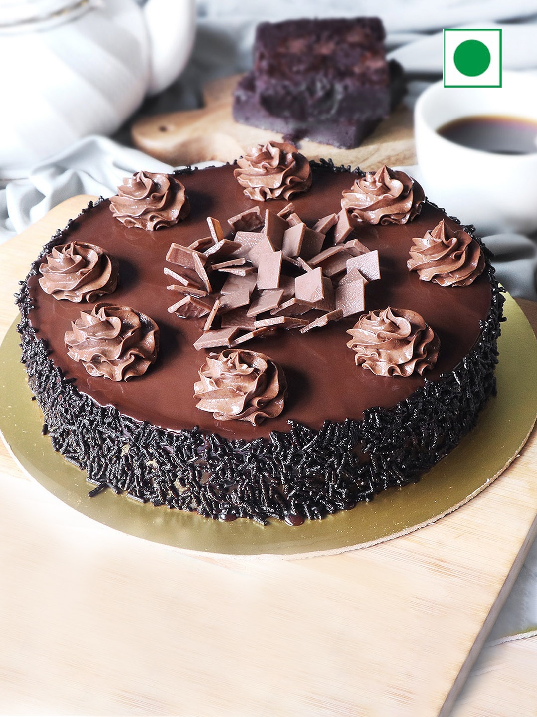 

IGP Truffle Delight Chocolate Flavour Eggless Round Cake- 500 gm, Brown