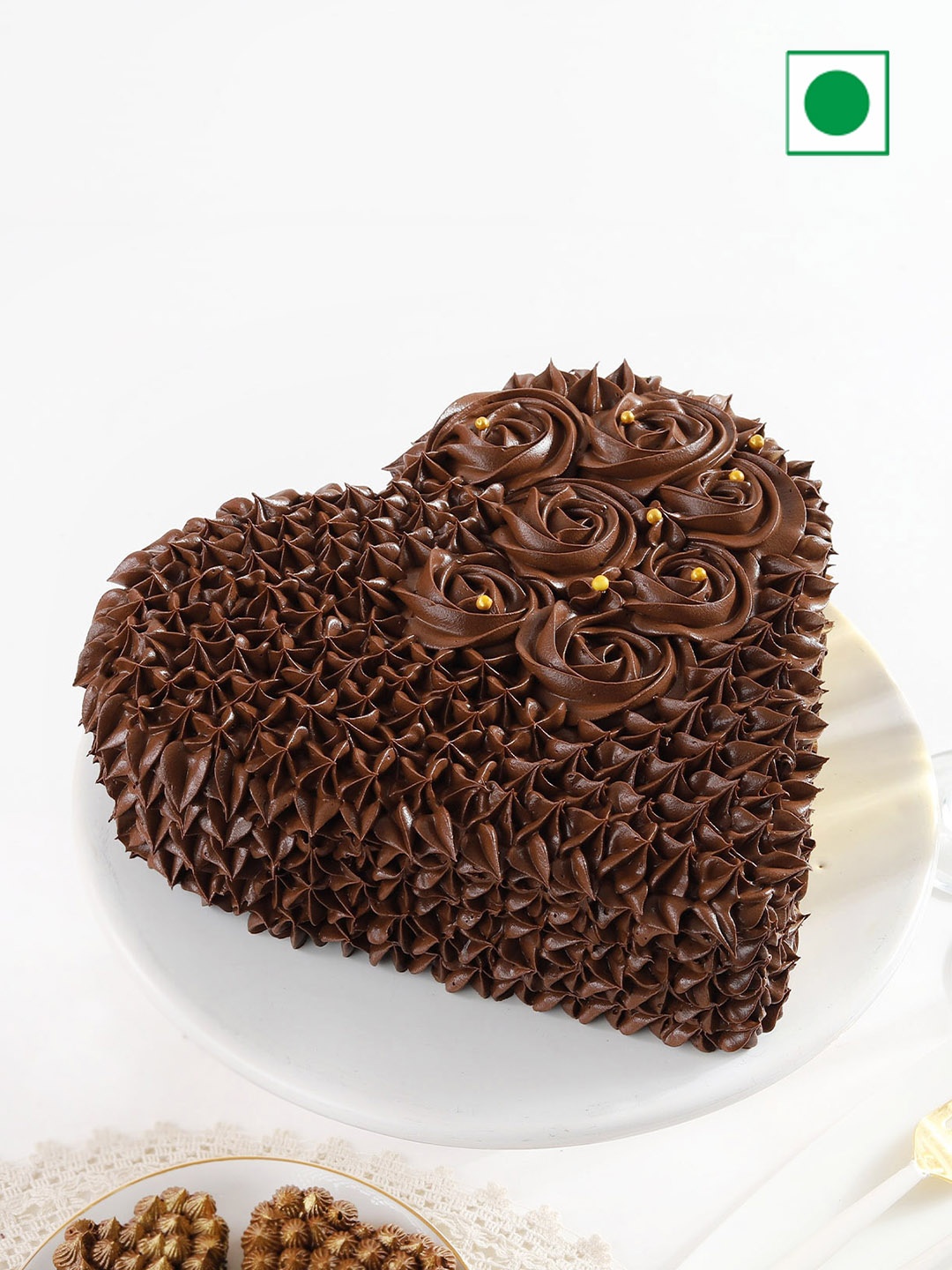 

IGP Chocolate Truffle Flavor Eggless Heart Cake- 500 G, Brown
