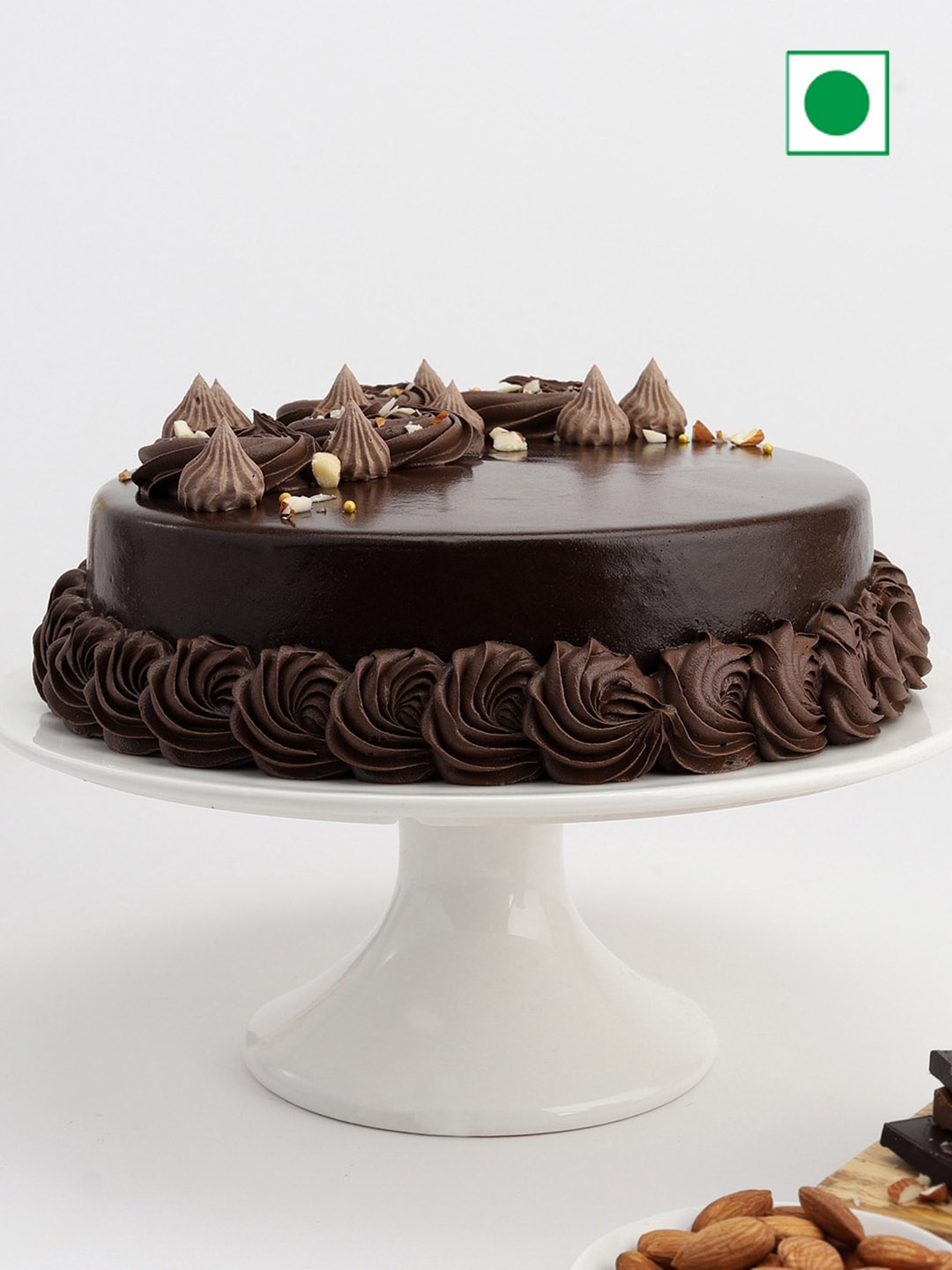 

IGP Delightful Chocolate Eggless Round Cake -500 gm, Brown