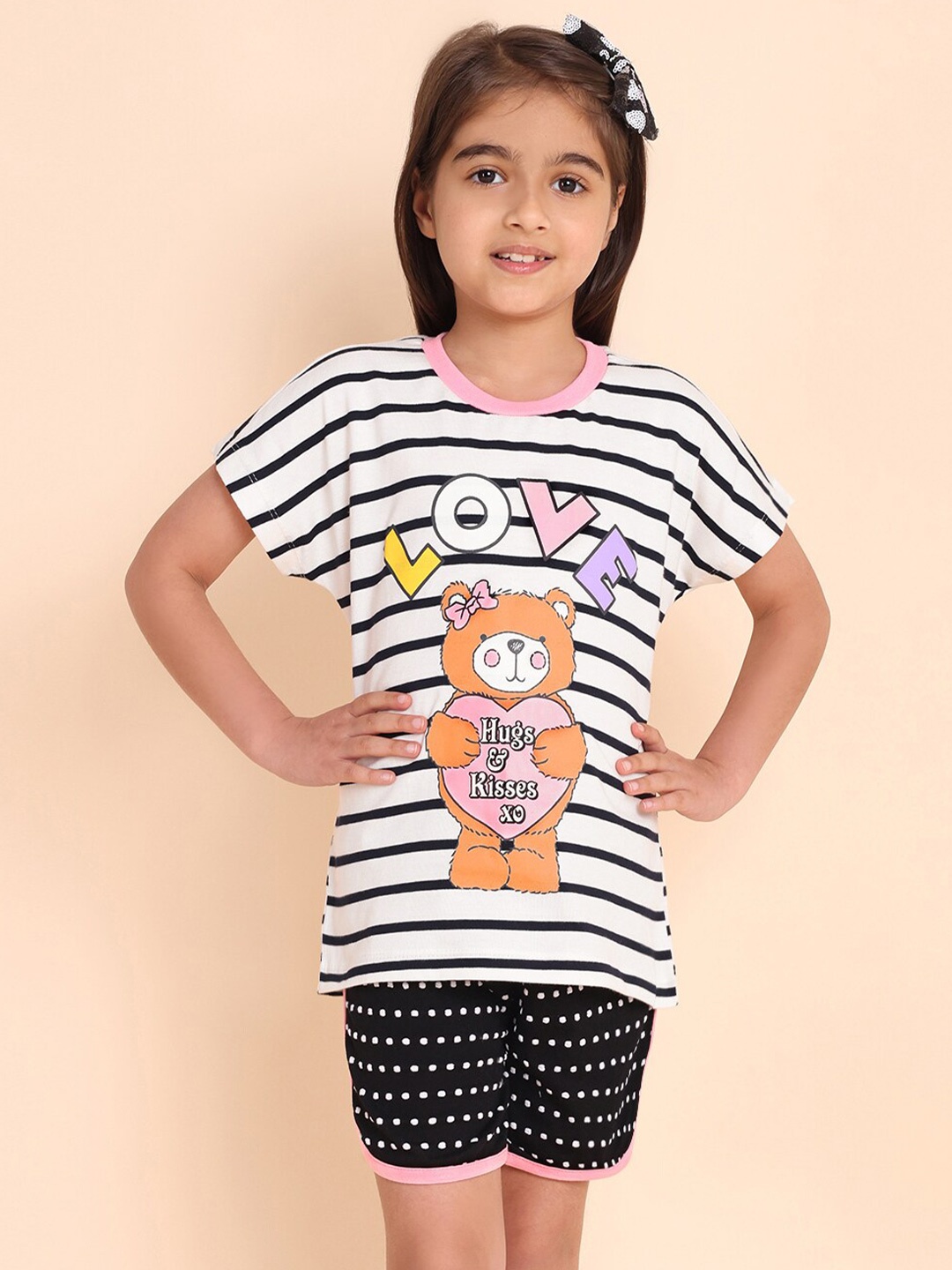 

YK Girls Printed T-shirt With Shorts, White