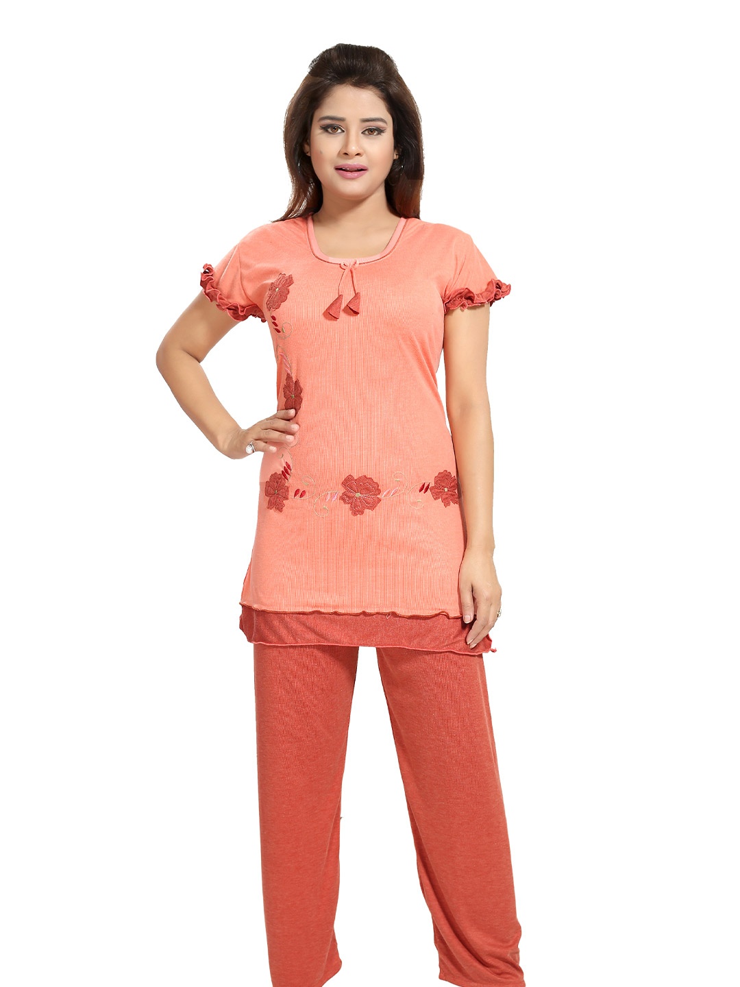 

Noty Women Printed Night suit, Peach