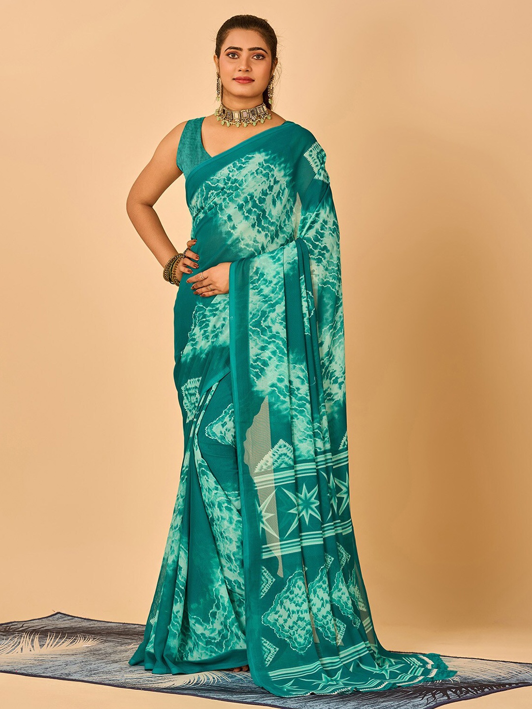 

NIRMAL CREATION Tie & Dye Printed Pure Georgette Saree, Green