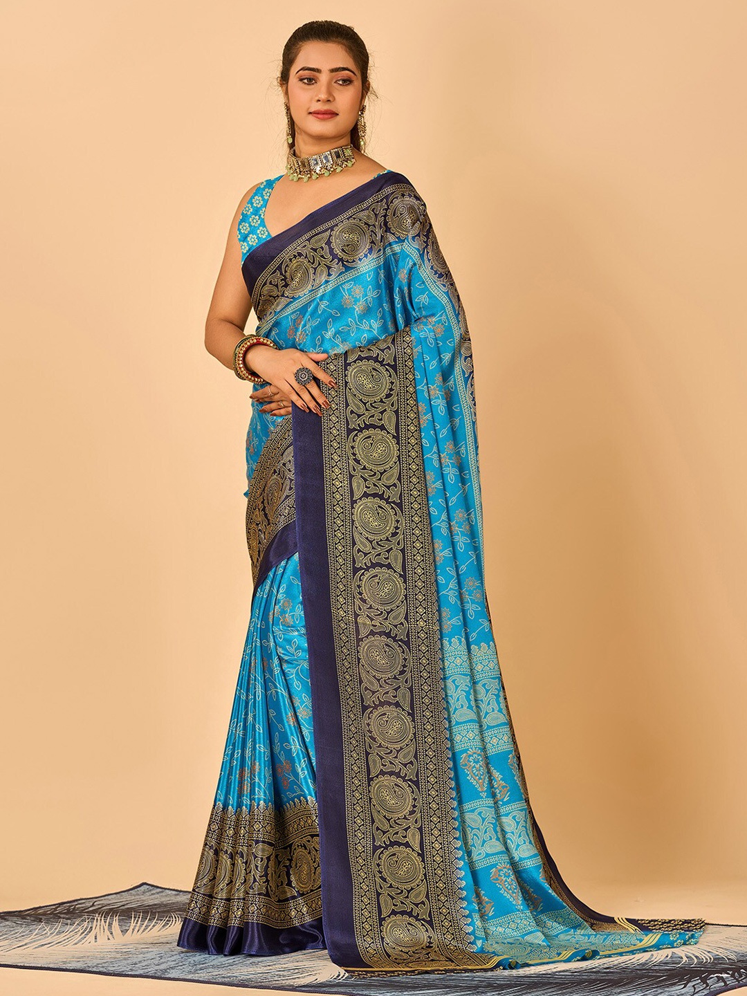 

NIRMAL CREATION Floral Printed Pure Crepe Saree, Navy blue