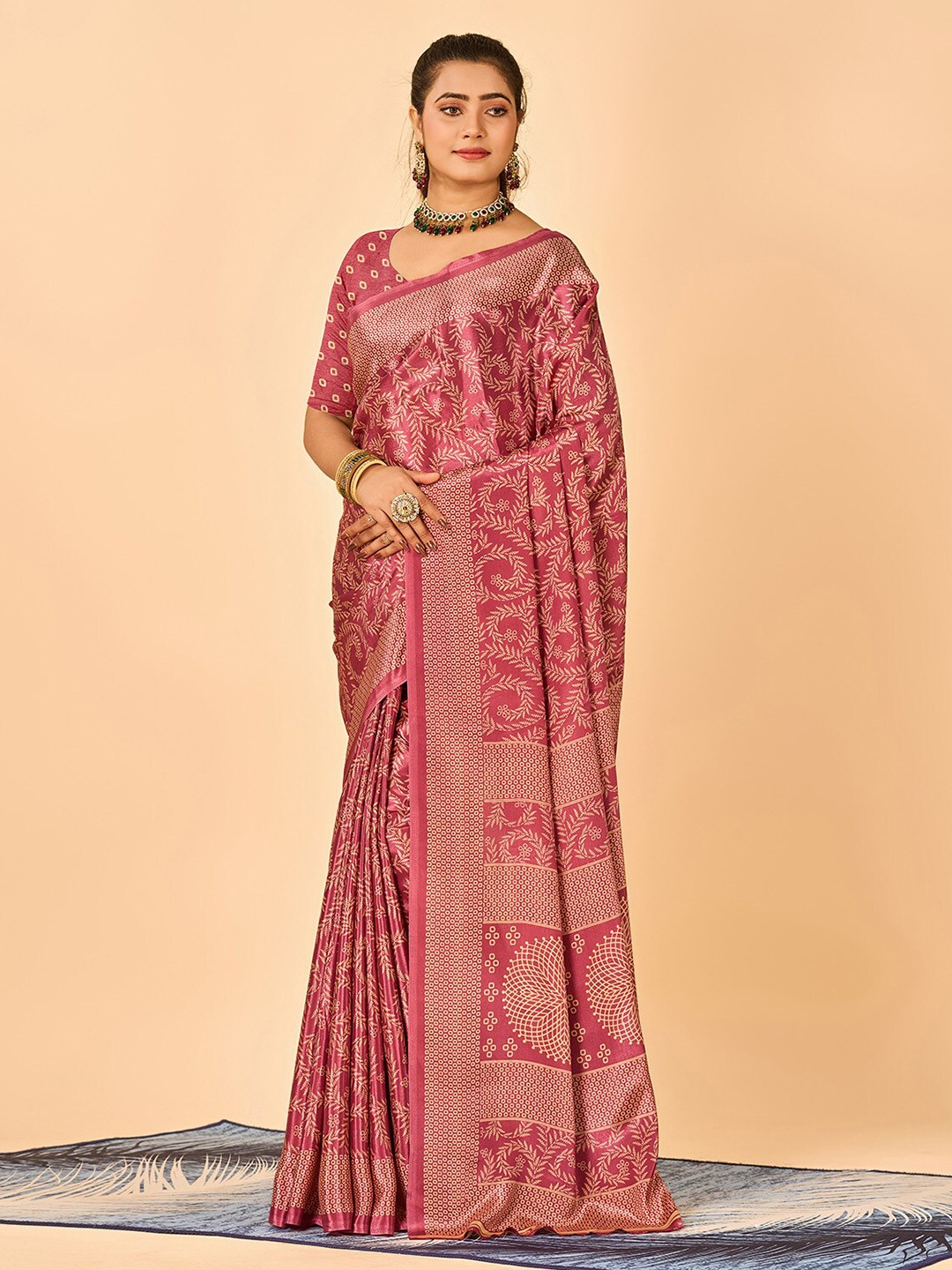 

NIRMAL CREATION Floral Pure Crepe Saree, Peach