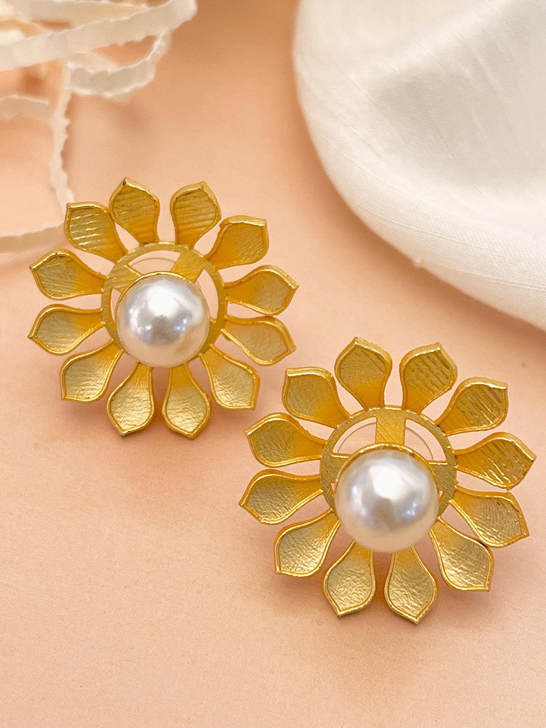 

ABDESIGNS Gold-Plated Beaded Classic Studs Earrings