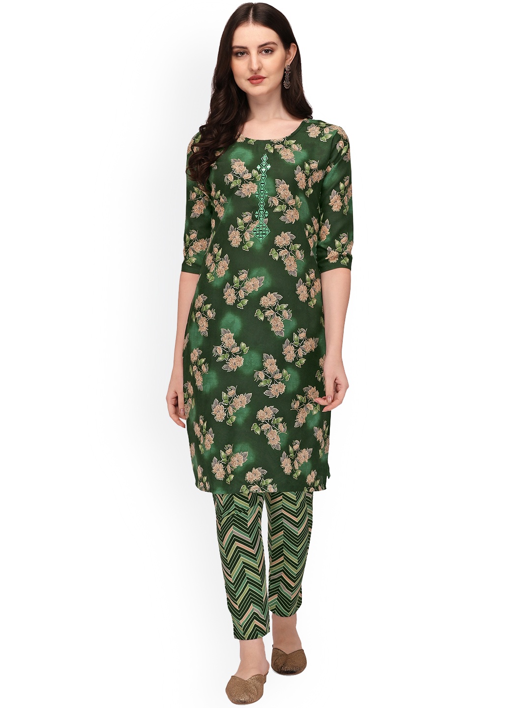 

BERISTON Floral Printed Round Neck Three-Quarter Sleeves Cotton Kurta with Trousers, Green