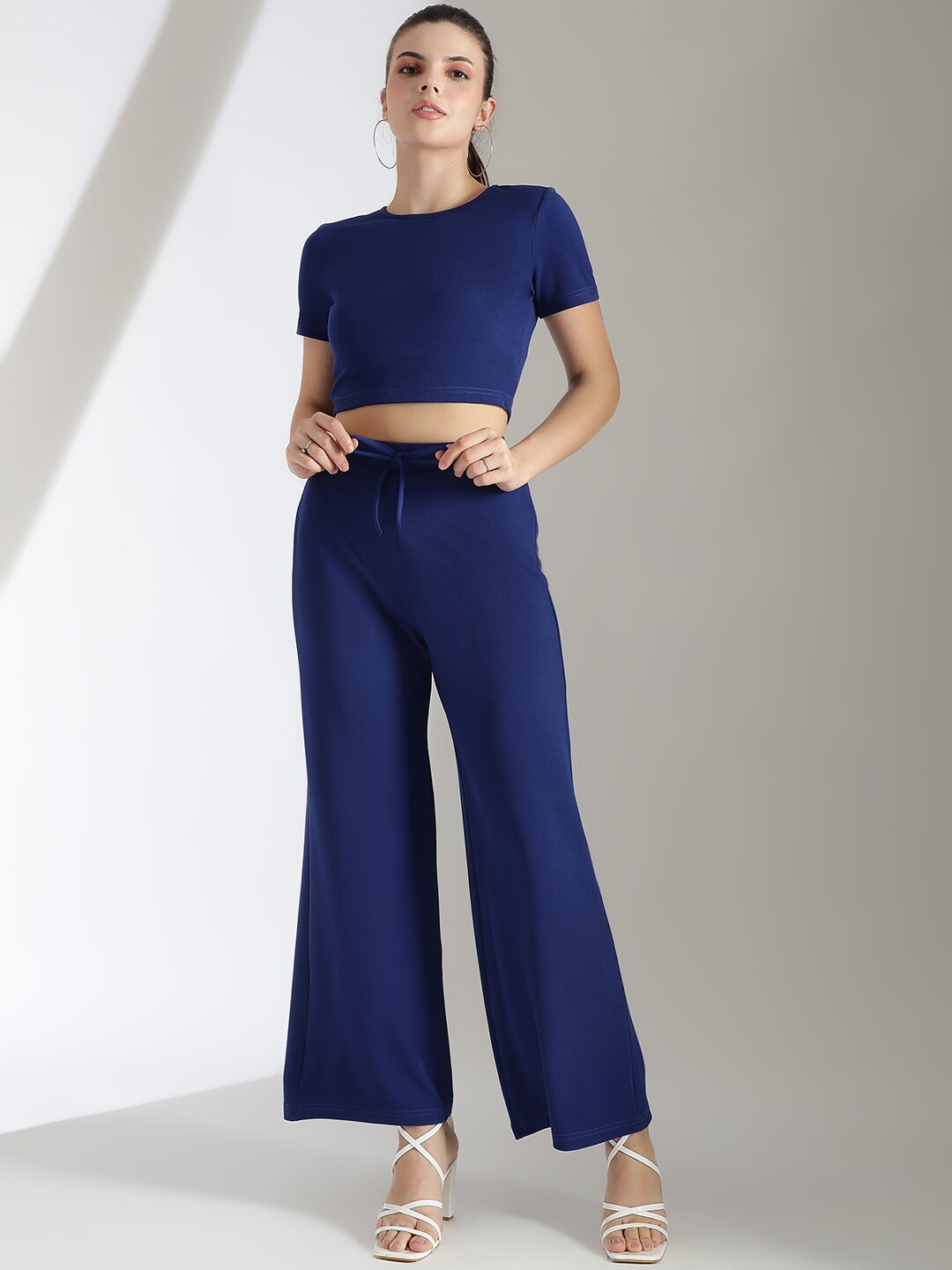 

Stylecast X Kotty Blue Round Neck Crop Top With Trousers