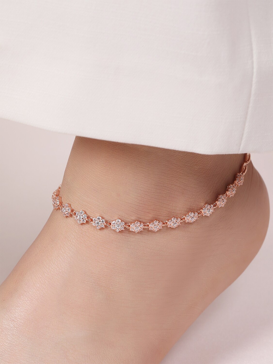 

Zavya 925 Pure Silver Rose Gold-Plated Artificial Stones Anklet