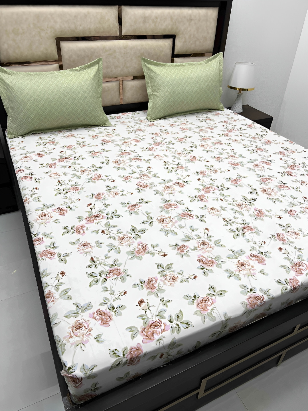 

Pure Decor White & Brown Floral King Bedsheet with 2 Pillow Covers