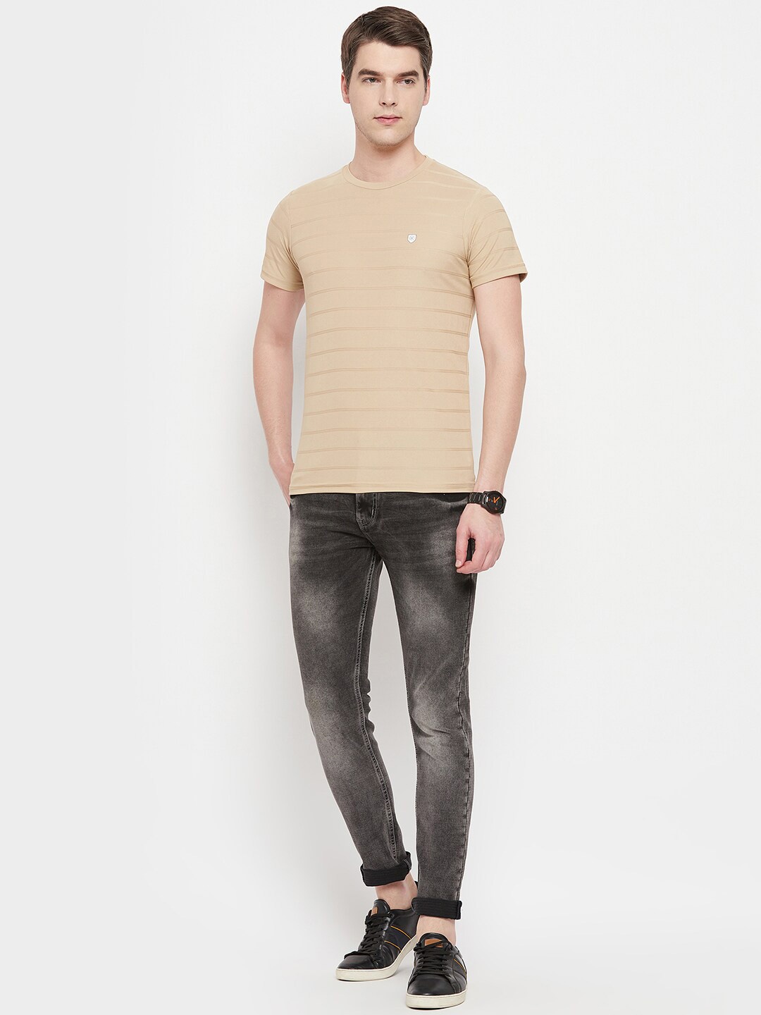 

OGEN Men Striped T-shirt, Beige