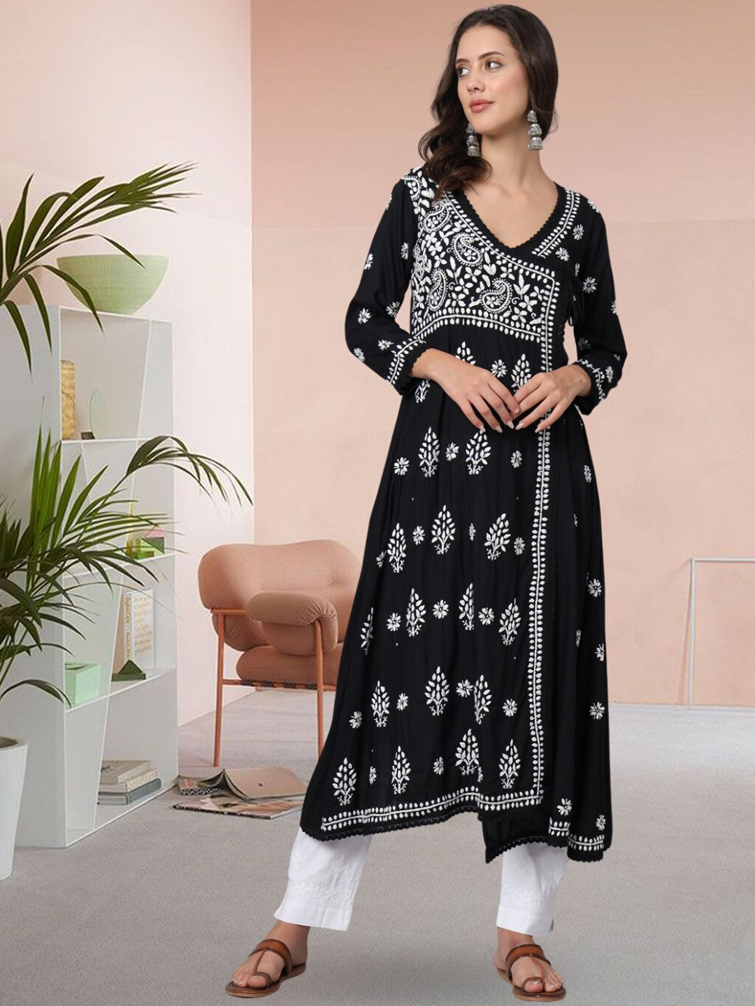 

PARAMOUNT CHIKAN Floral Embroidered Angrakha Kurta, Black
