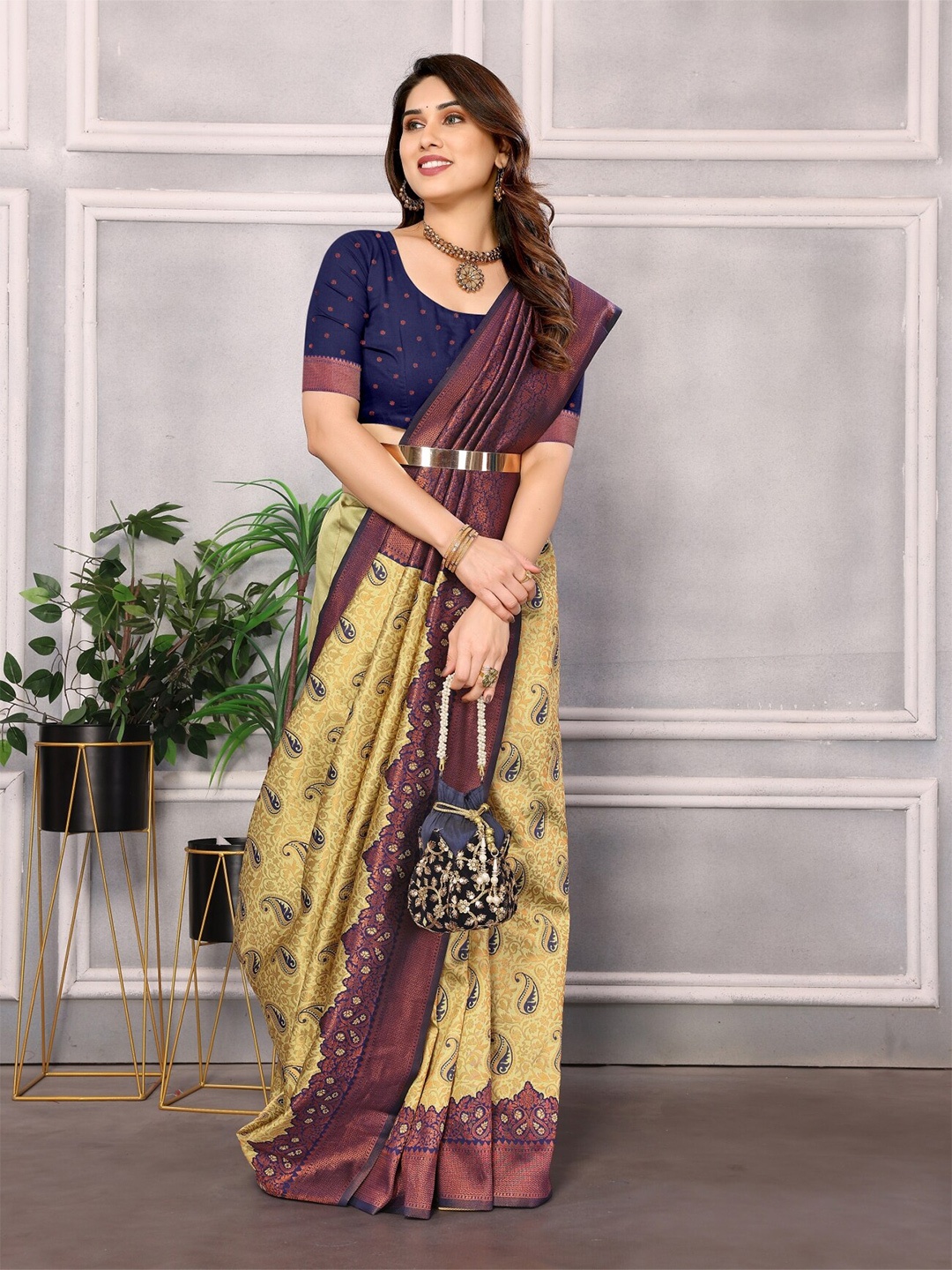 

vj fashion Ethnic Motifs Zari Banarasi Saree, Yellow