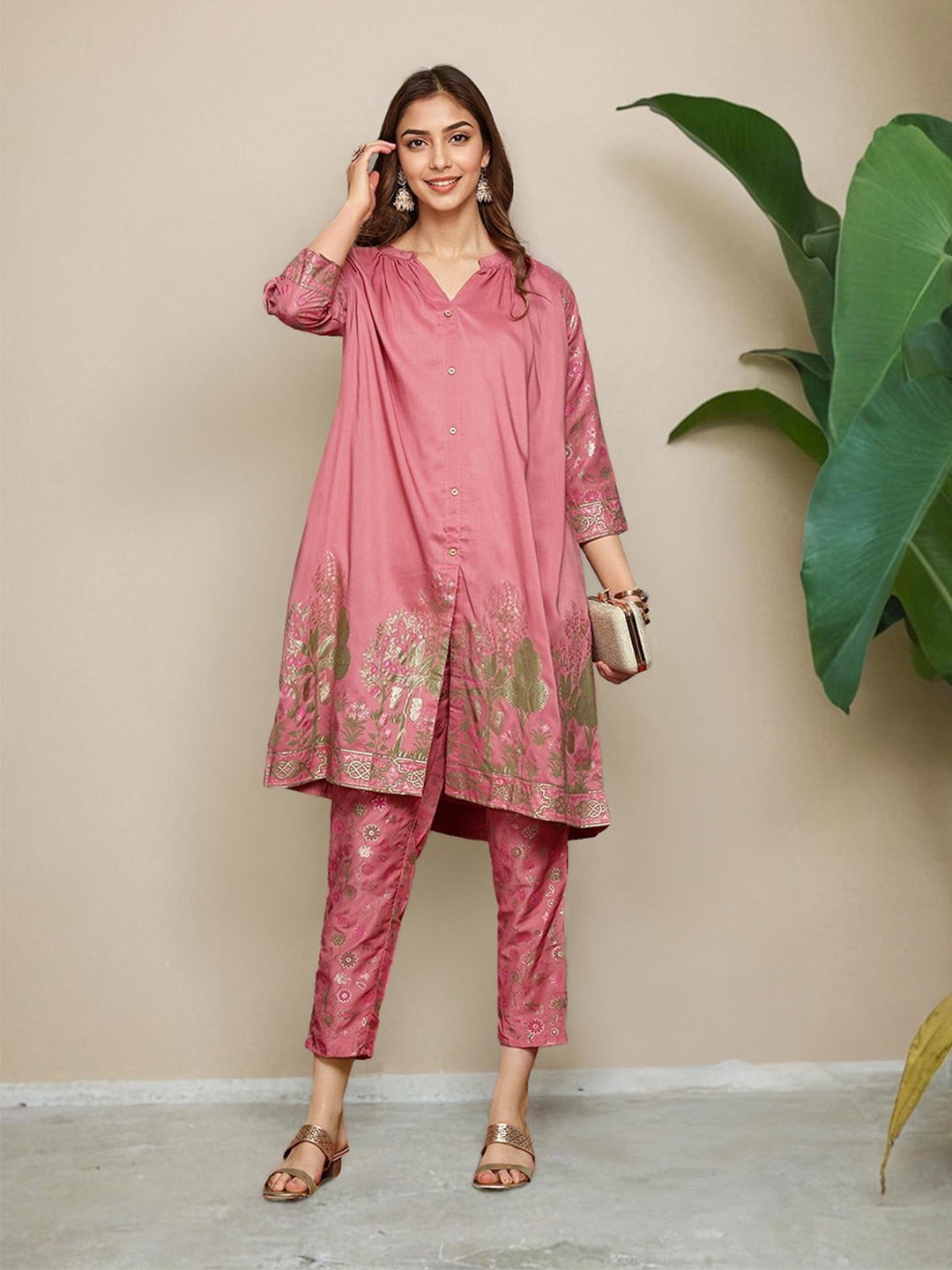 

Ishin Printed Mandarin Collar Tunic With Trousers Co-Ords, Pink