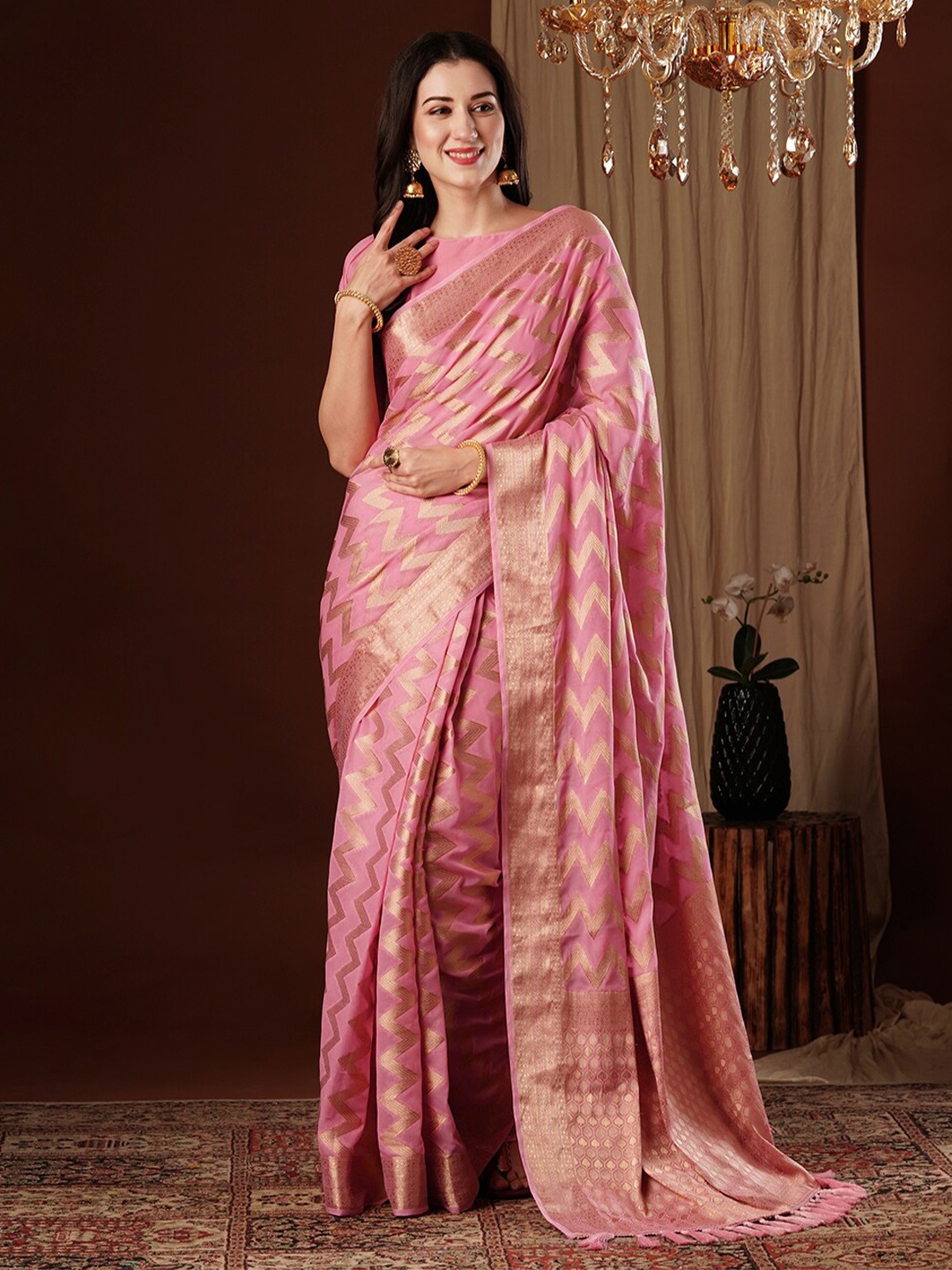

FLOURIOUS Woven Design Zari Kanjeevaram Saree, Pink