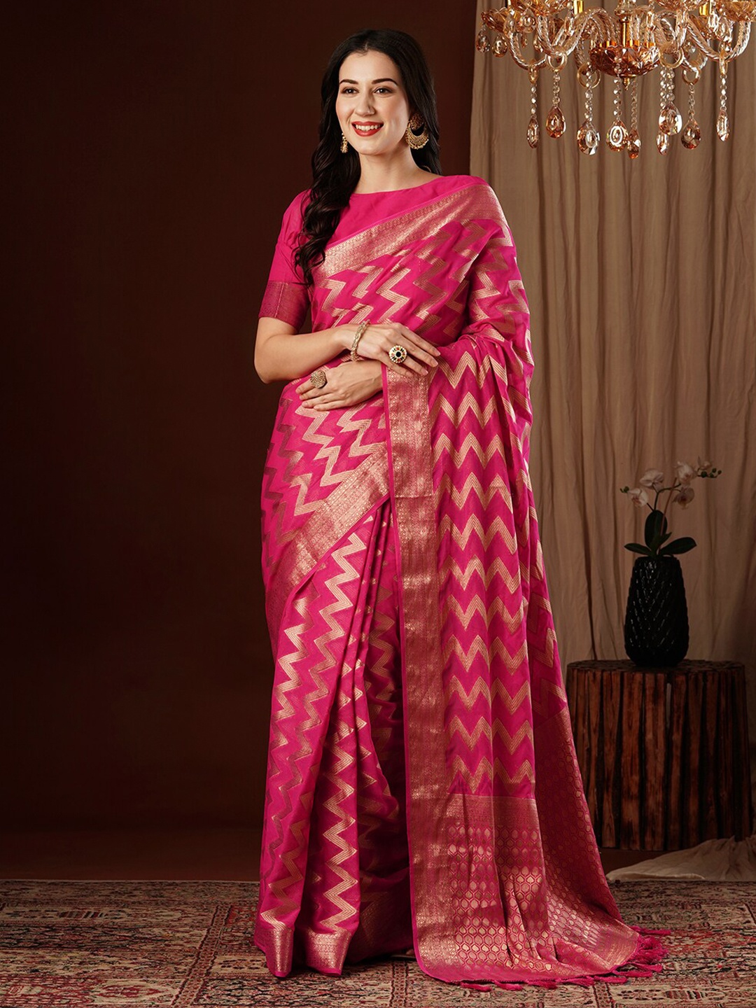 

FLOURIOUS Leheriya Woven Design Zari Kanjeevaram Saree, Rose