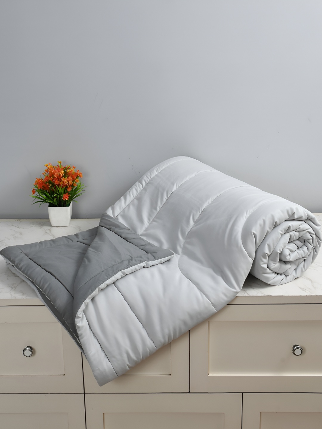 Florida Grey Microfiber Bed Comforter