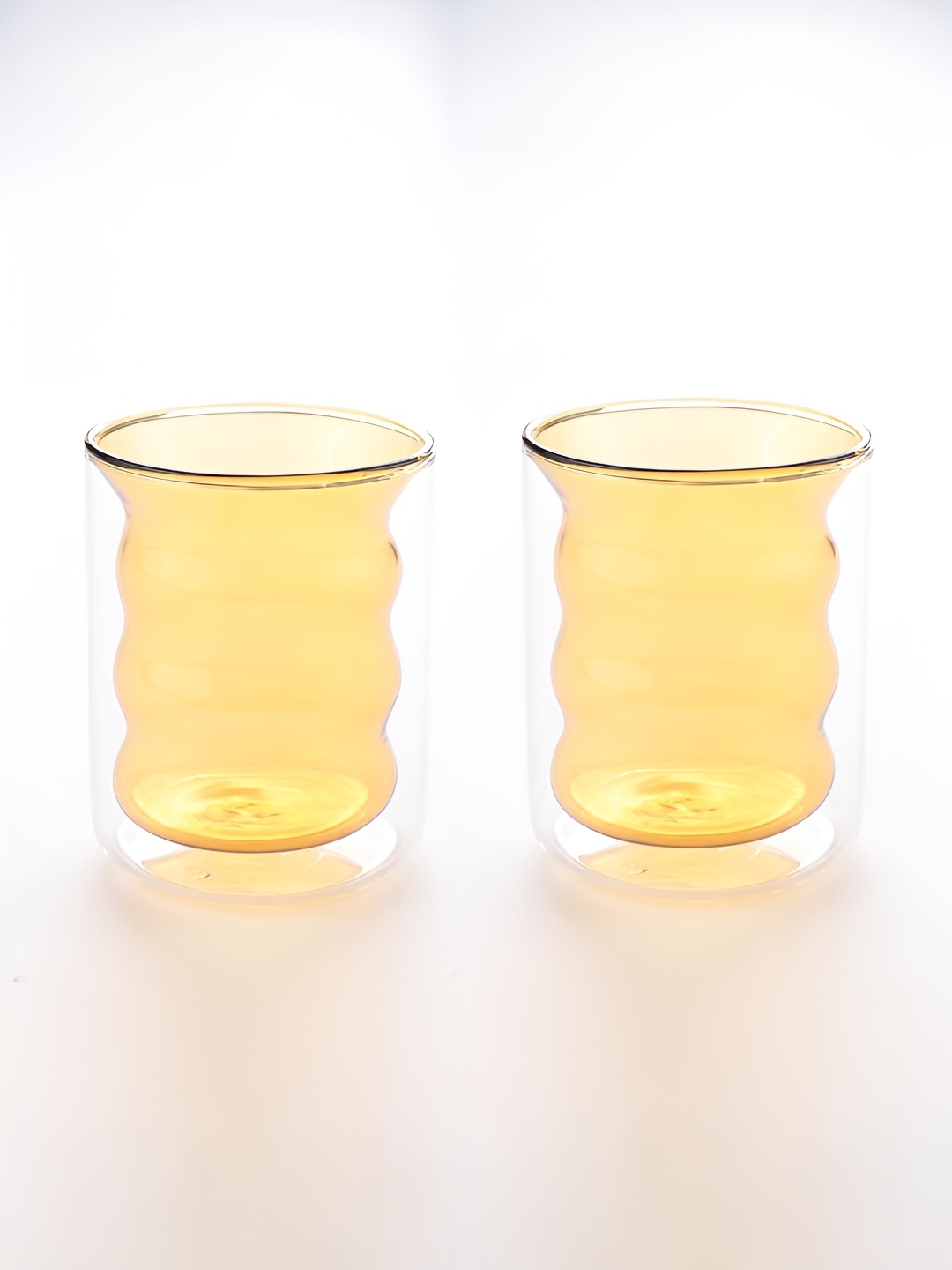 

UMAI Yellow 2 Pieces Microwave Safe Glass Mugs 200 ml Each