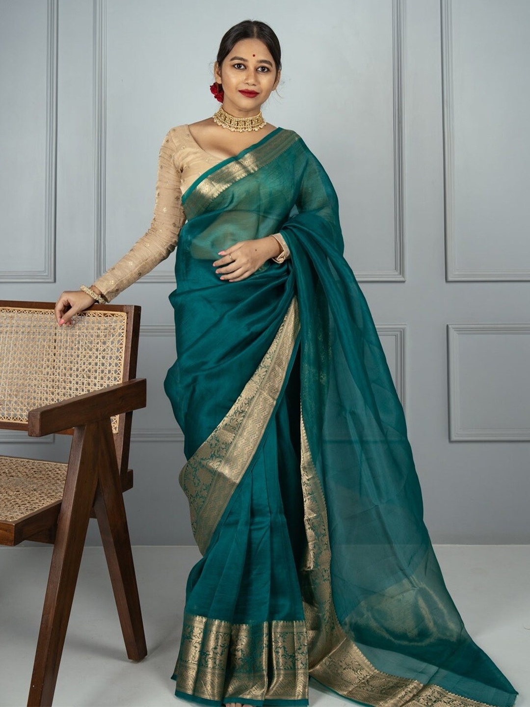 

AWRIYA Woven Design Zari Organza Banarasi Saree, Teal