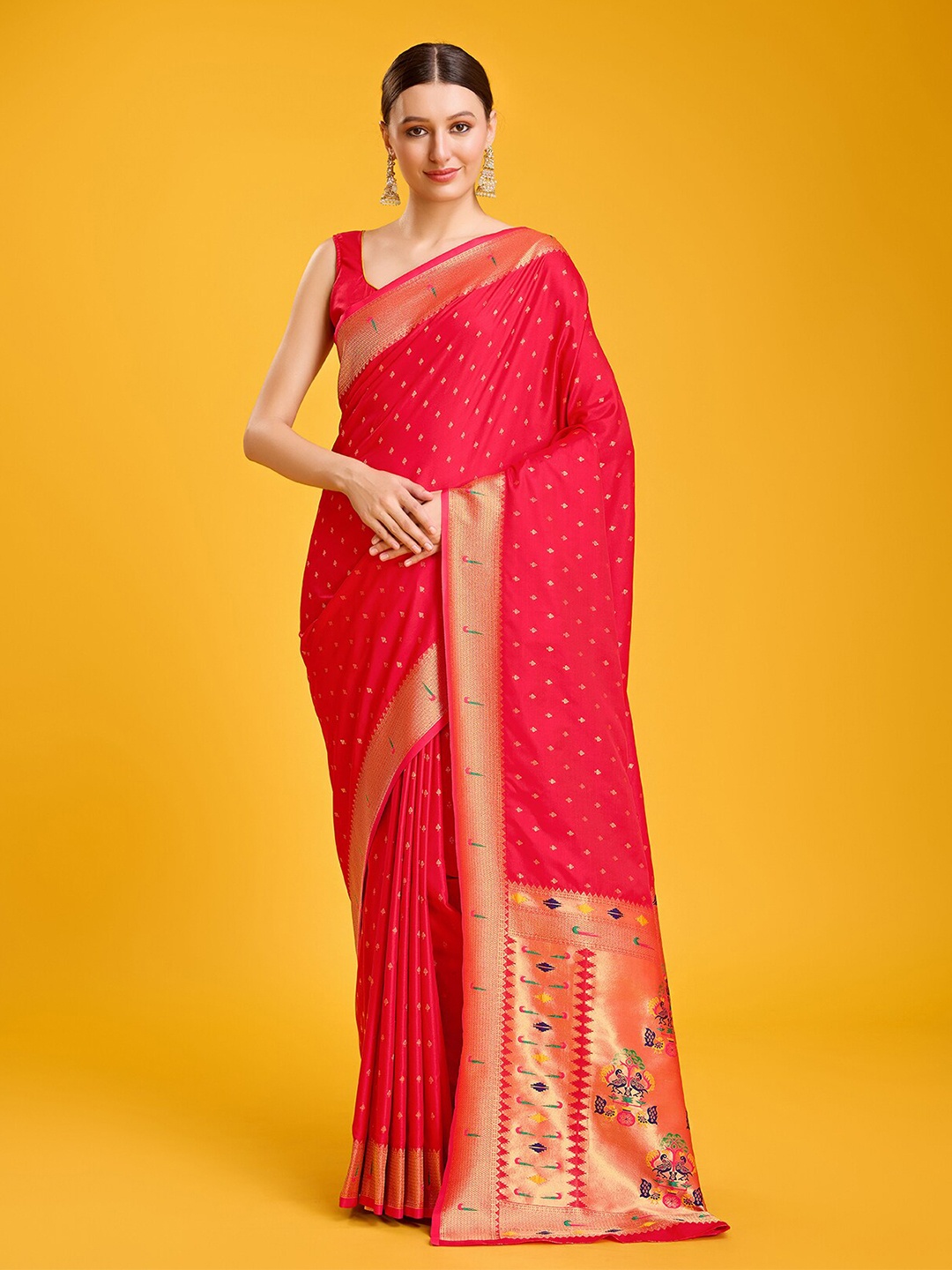 

MONJOLIKA FASHION Woven Design Zari Paithani Saree, Red