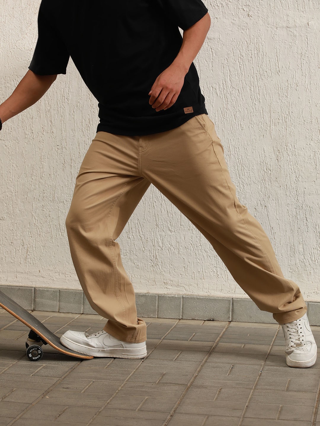 

Hubberholme Men Relaxed Straight Leg Loose Fit Chinos Trousers, Khaki