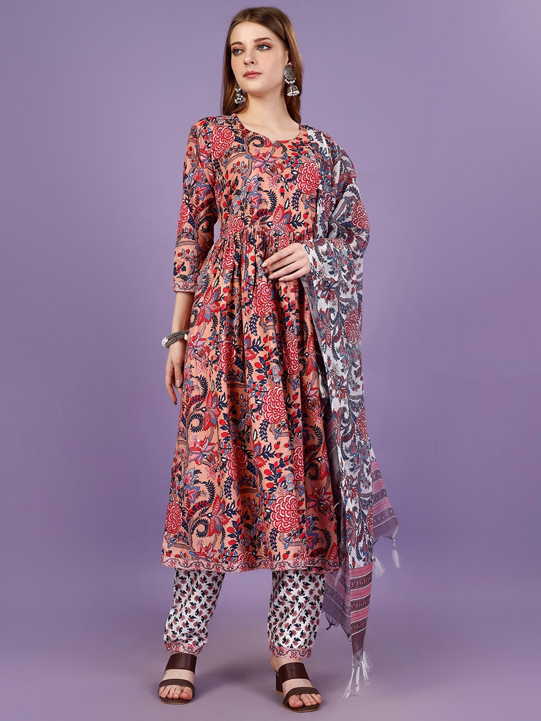 

BERISTON Floral Printed Notch Neck Anarkali Kurta With Palazzos & Dupatta, Red