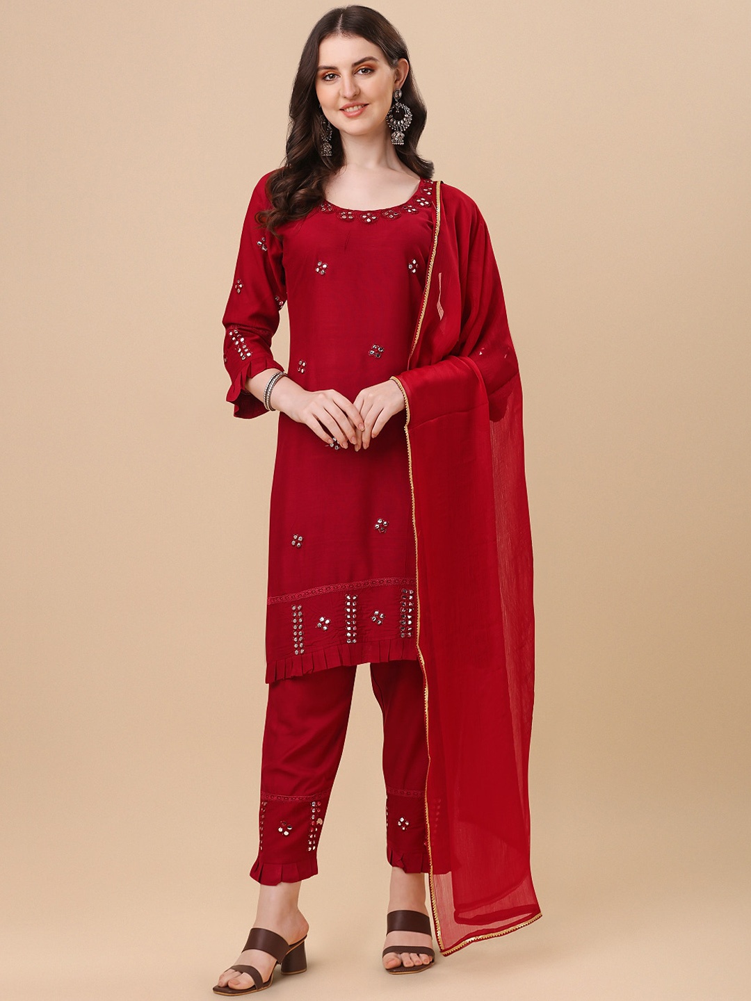 

BERISTON Floral Embroidered Aari Work Regular Straight Kurta With Trousers & Dupatta, Red