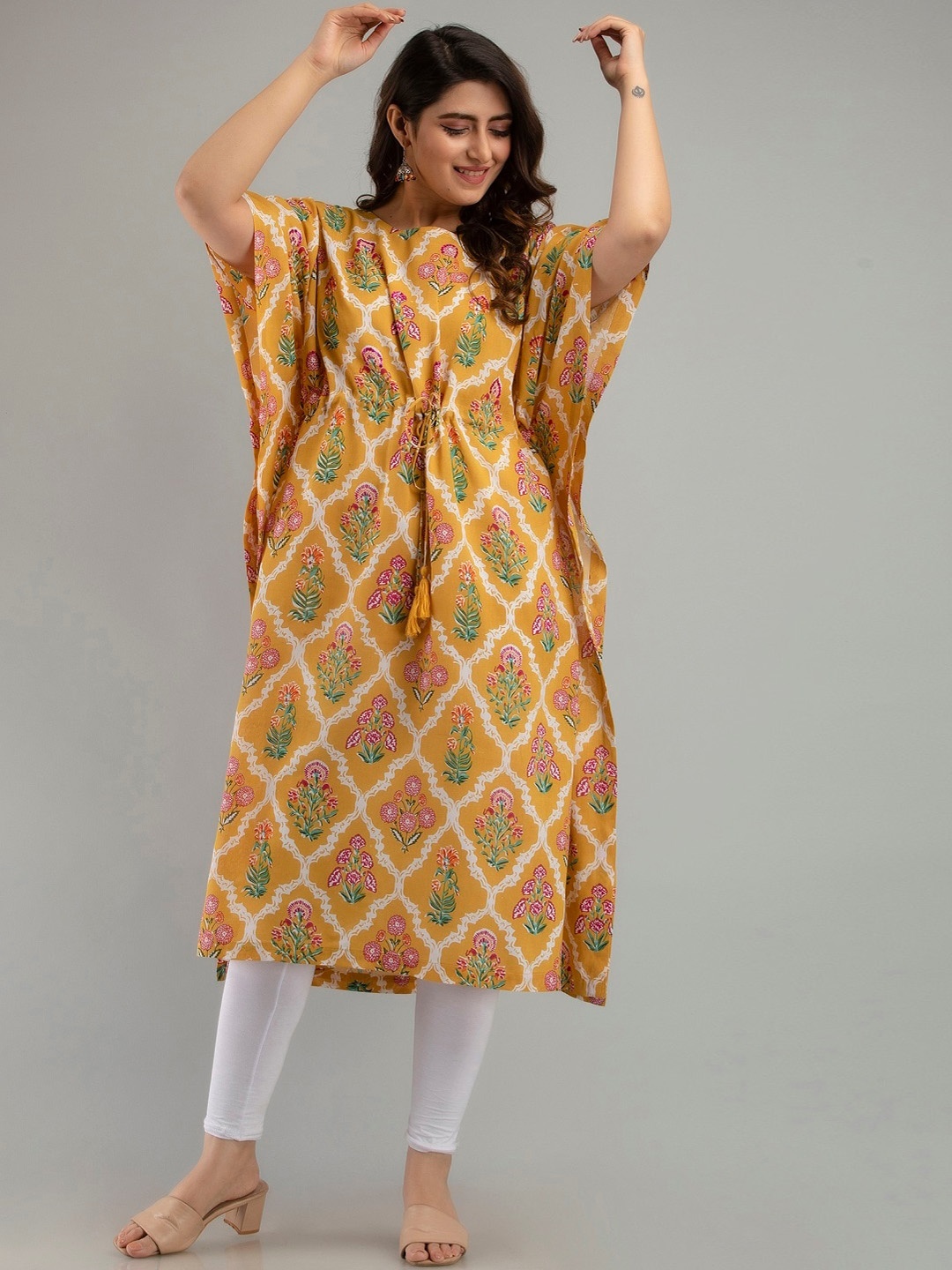 

A&K Geometric Floral Round Neck Regular Sleeves Kaftan Kurta, Mustard