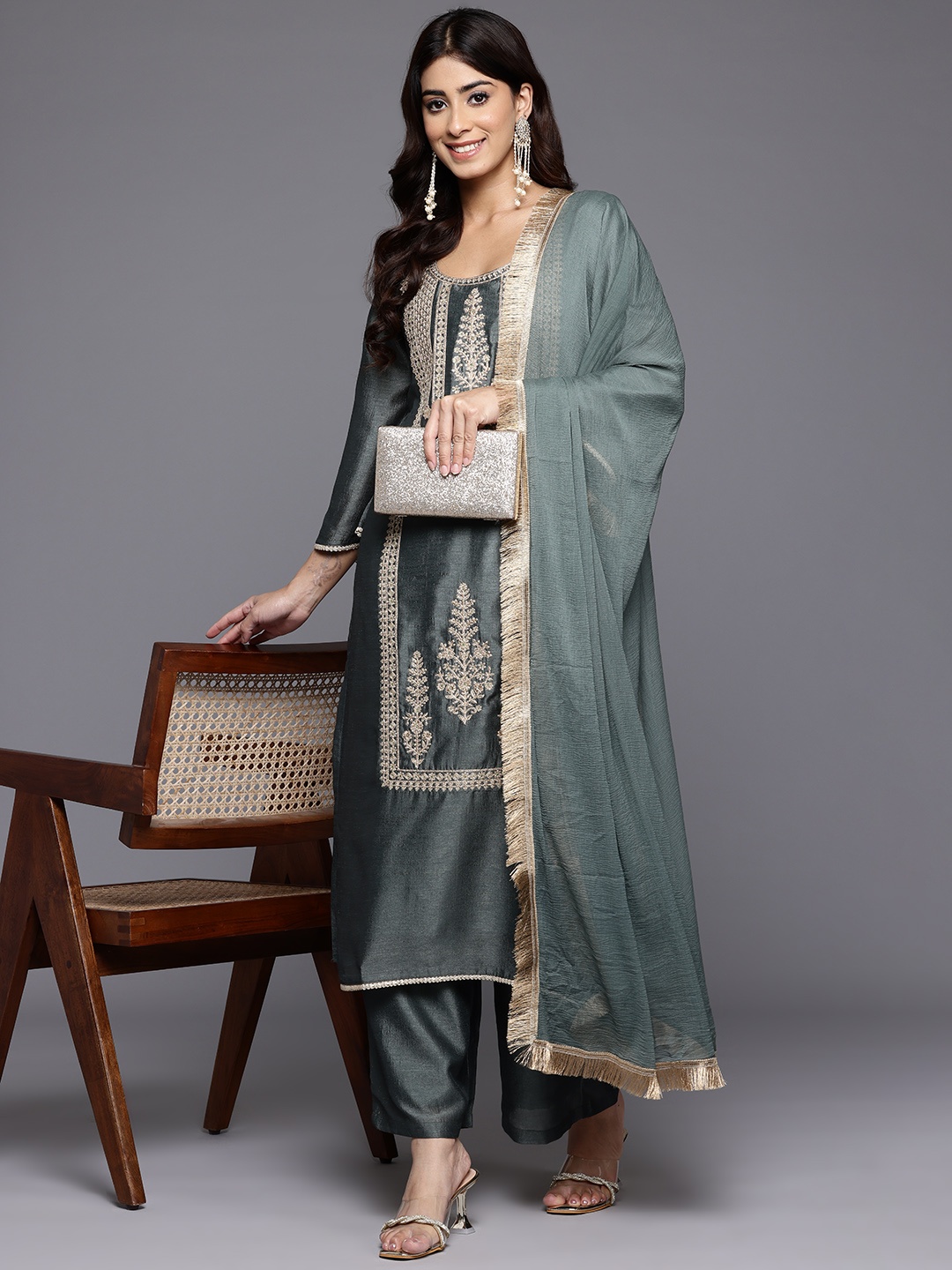 

Varanga Ethnic Motifs Embroidered Zari Kurta With Palazzos & Dupatta, Green