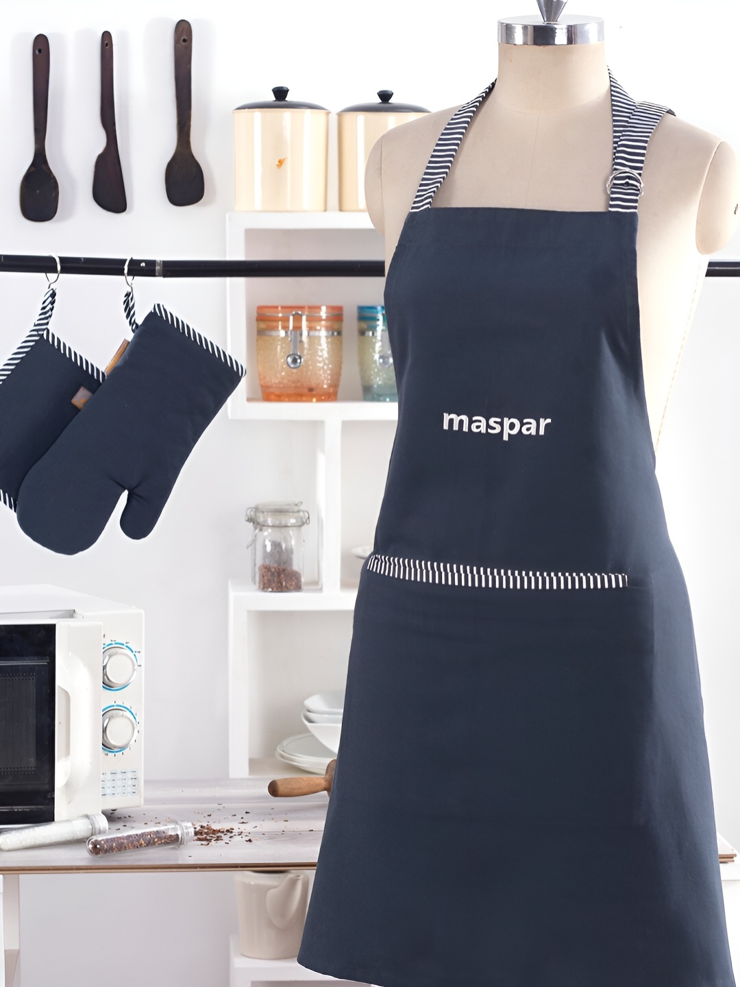 

MASPAR Grey Printed Cotton Aprons