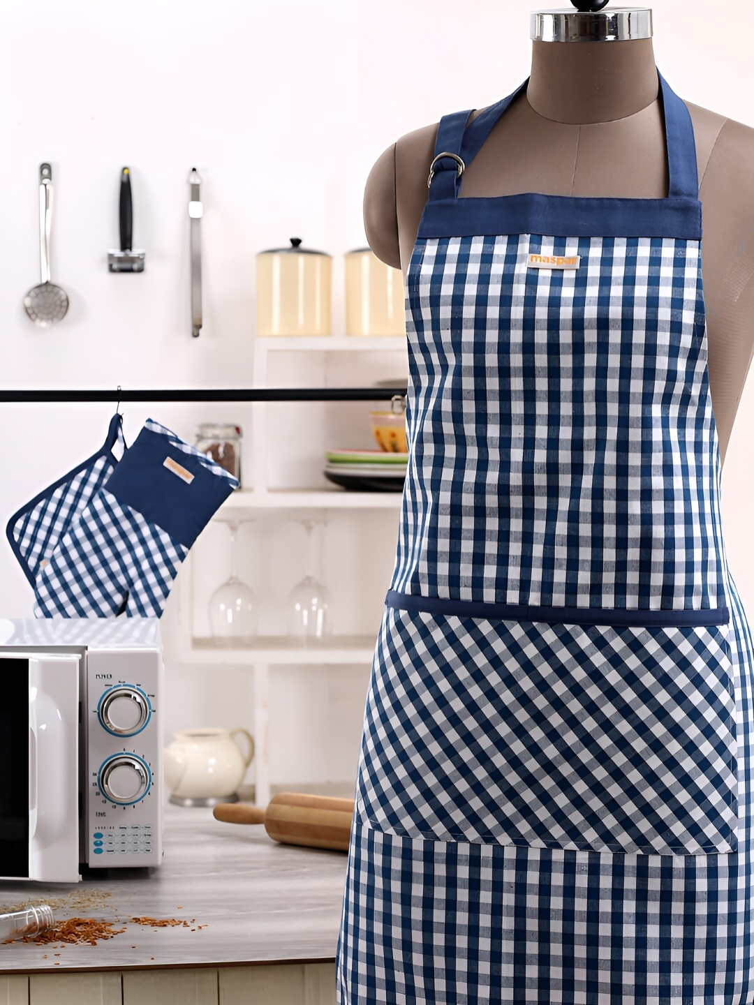 

MASPAR Blue Checked Cotton Aprons